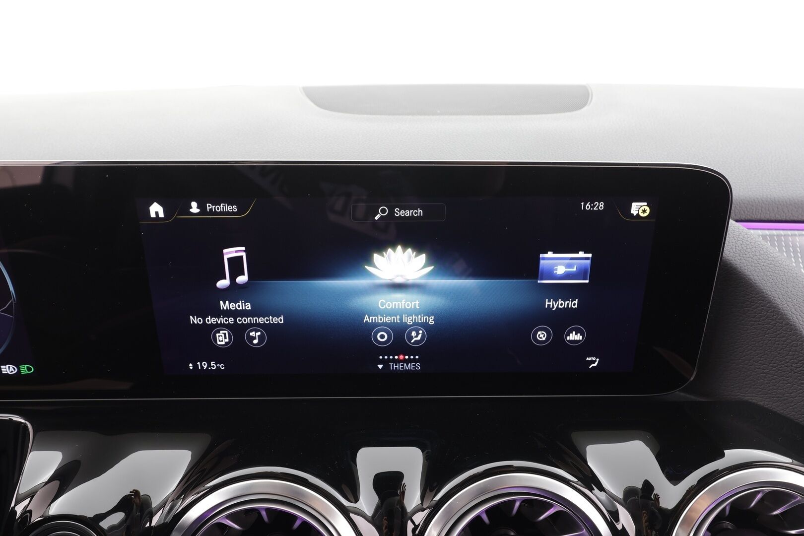 Mercedes-Benz B 2023 250 e A Business Edition * Multibeam LED / Peruutuskamera / Widescreen / Comand Navi / Puolinahkasisusta / Vakkari / Keyless - 1.Om Suomi-auto / Kahdet renkaat aluvanteilla - HULLUT AVAJAISHULINAT KORKOTARJOUS 3,29 %