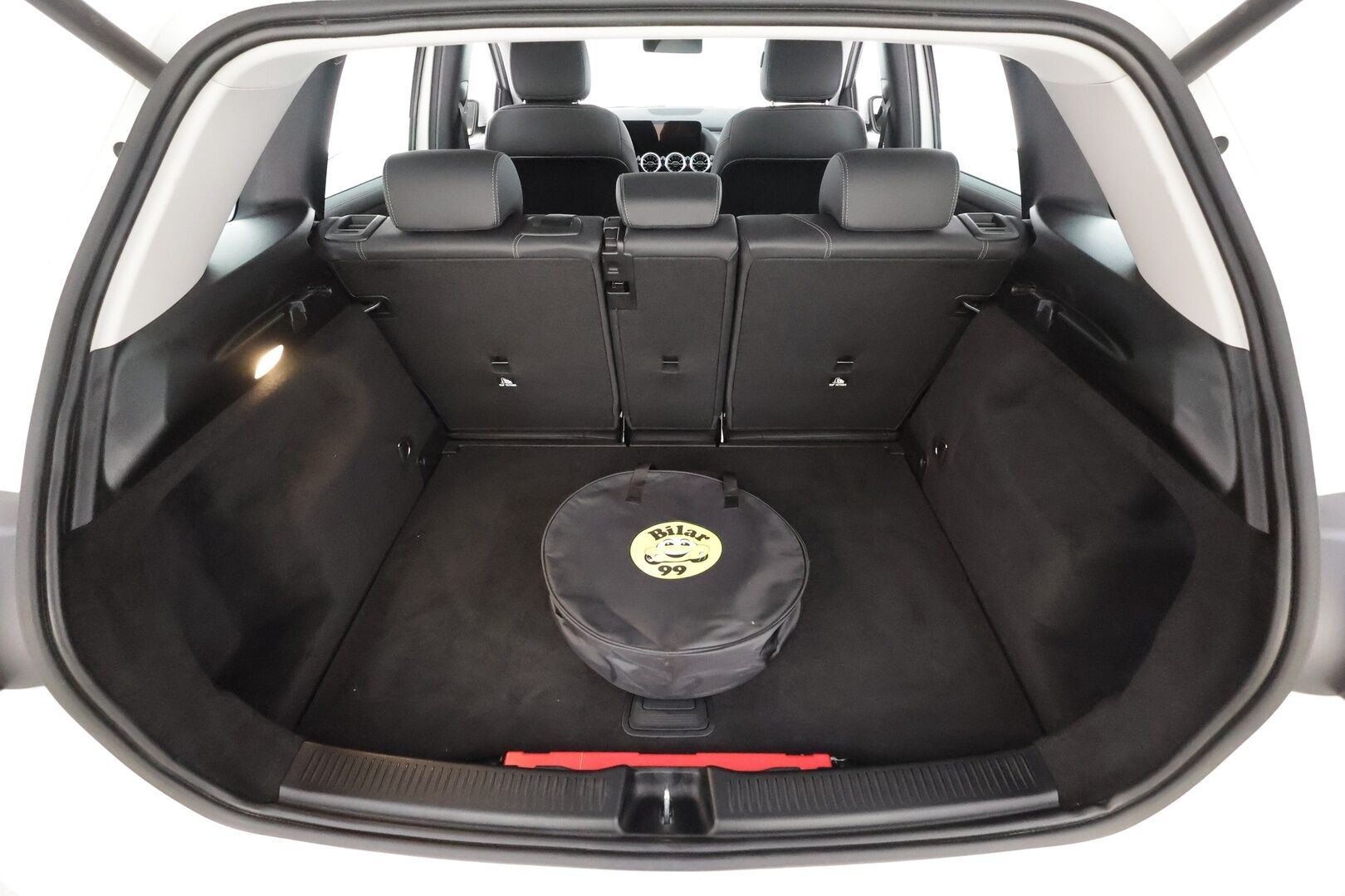 Mercedes-Benz B 2023 250 e A Business Edition * Multibeam LED / Peruutuskamera / Widescreen / Comand Navi / Puolinahkasisusta / Vakkari / Keyless - 1.Om Suomi-auto / Kahdet renkaat aluvanteilla - HULLUT AVAJAISHULINAT KORKOTARJOUS 3,29 %