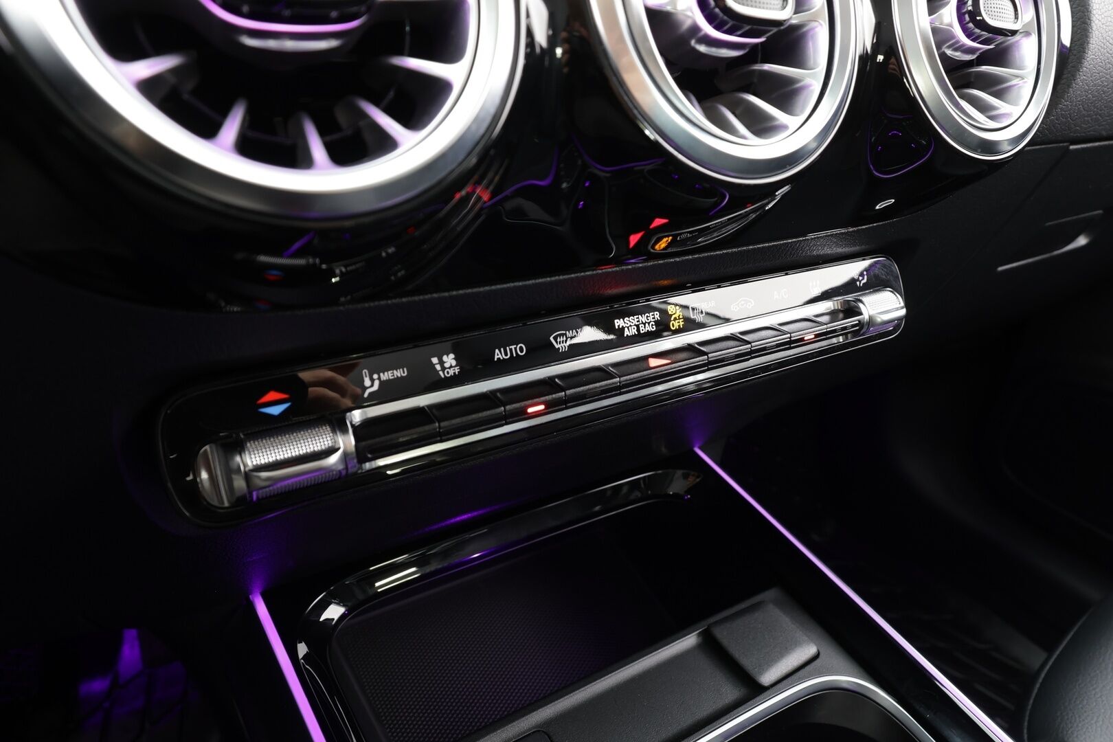 Mercedes-Benz B 2023 250 e A Business Edition * Multibeam LED / Peruutuskamera / Widescreen / Comand Navi / Puolinahkasisusta / Vakkari / Keyless - 1.Om Suomi-auto / Kahdet renkaat aluvanteilla - HULLUT AVAJAISHULINAT KORKOTARJOUS 3,29 %