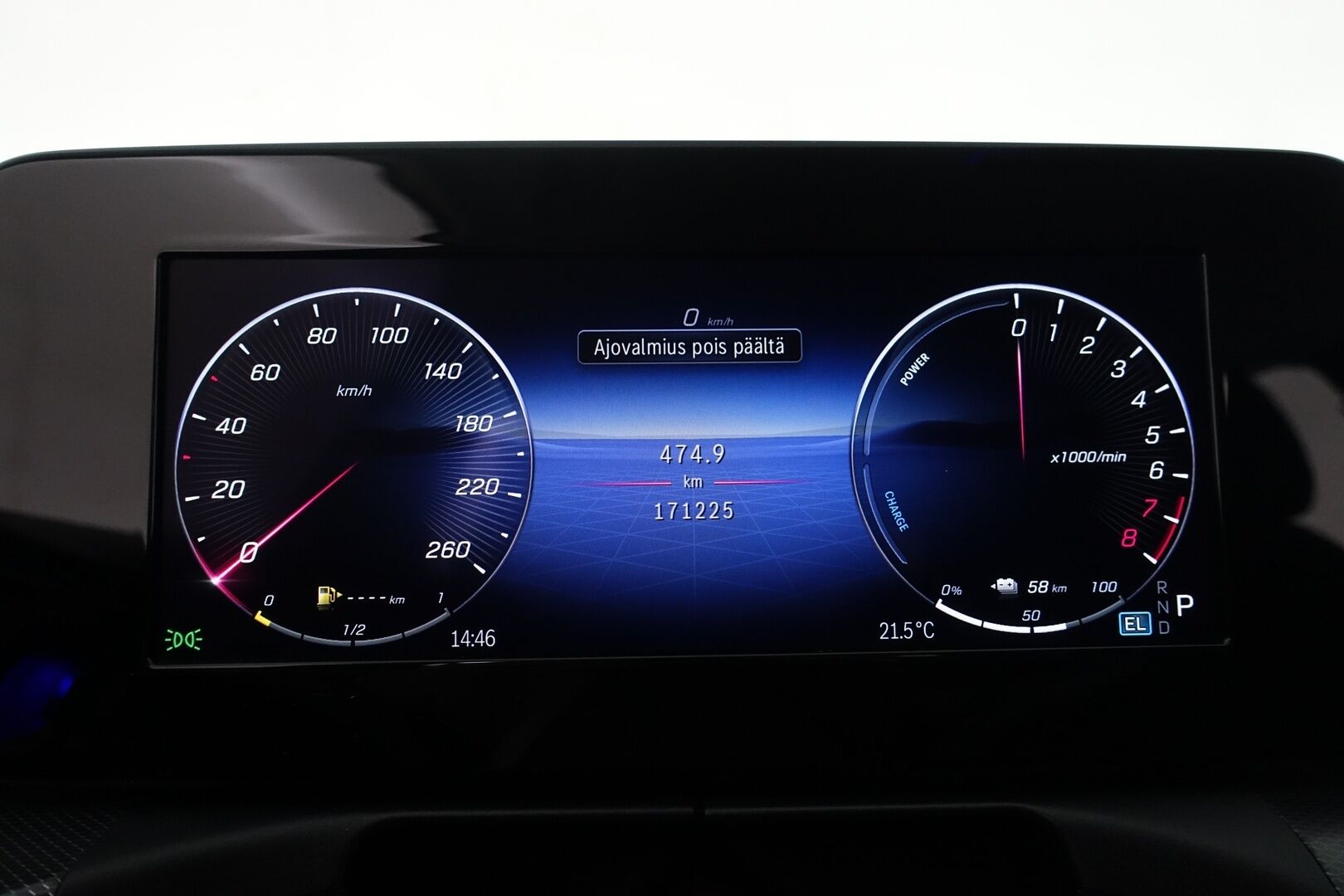Mercedes-Benz C 2023 300 e T A Business - | Distronic Pro | Merkkihuollot! | P.kamera | IHC | Puolinahat | Koukku | Sähköluukku | Navi | 1.Om Suomi-auto | Kahdet renkaat aluvanteilla |