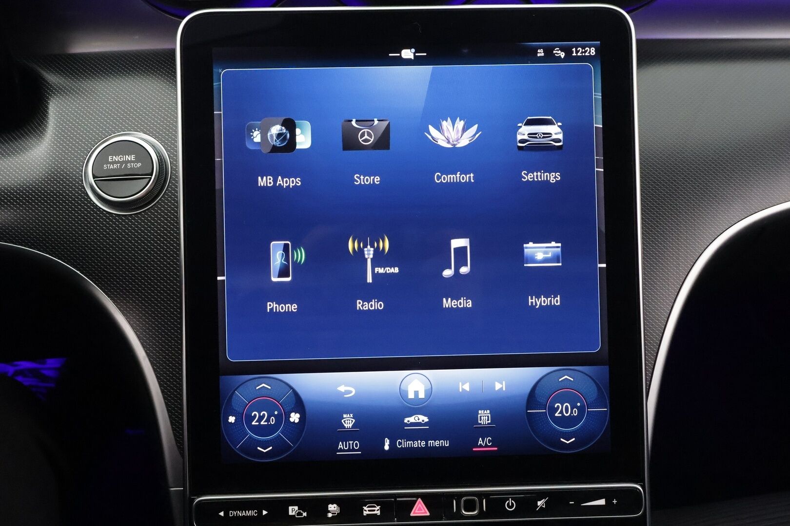 Mercedes-Benz C 2023 300 e T A Business * Distronic Pro / Puolinahkasisusta / P.kamera / IHC / Puolinahat / Koukku / Sähköluukku / Navi * - 1.Om Suomi-auto / Kahdet renkaat aluvanteilla / Merkkihuollettu - HULLUT AVAJAISHULINAT KORKOTARJOUS 3,29 %