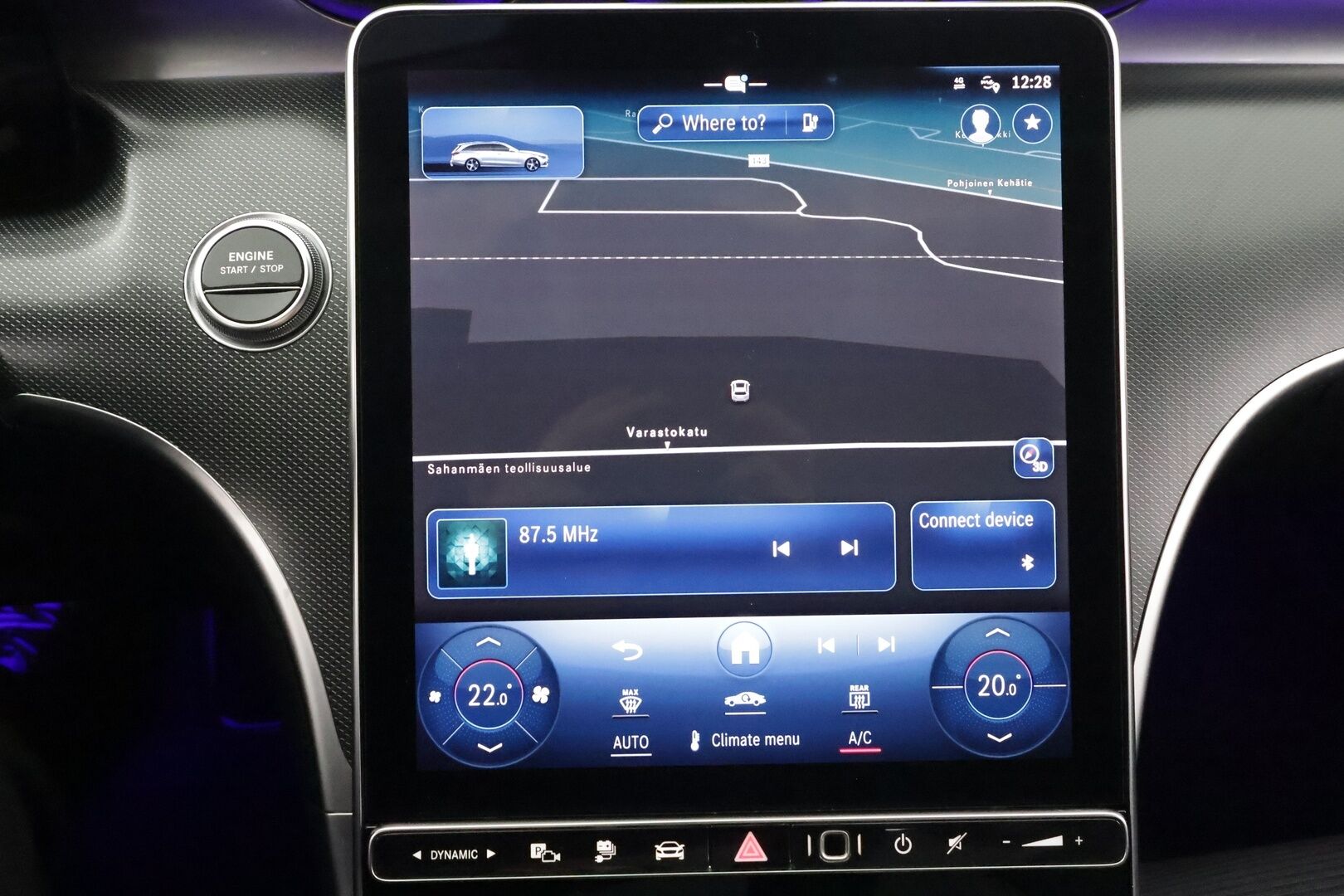 Mercedes-Benz C 2023 300 e T A Business * Distronic Pro / P.kamera / IHC / Puolinahat / Koukku / Sähköluukku / Navi * - 1.Om Suomi-auto / Kahdet renkaat aluvanteilla / Merkkihuollettu