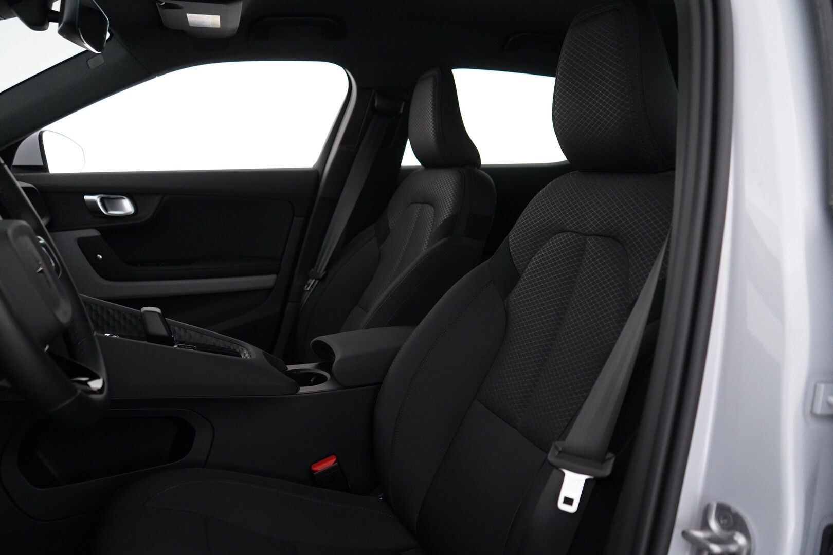 Polestar 2 2023 Standard Range Single Motor, 170kW, 69kWh * ACC / 360 Kamera / Lisälämmitin / Kuskinpenkki muistilla / Pilot assist * - Suomi-auto / SoH 94% / Pilot Lite