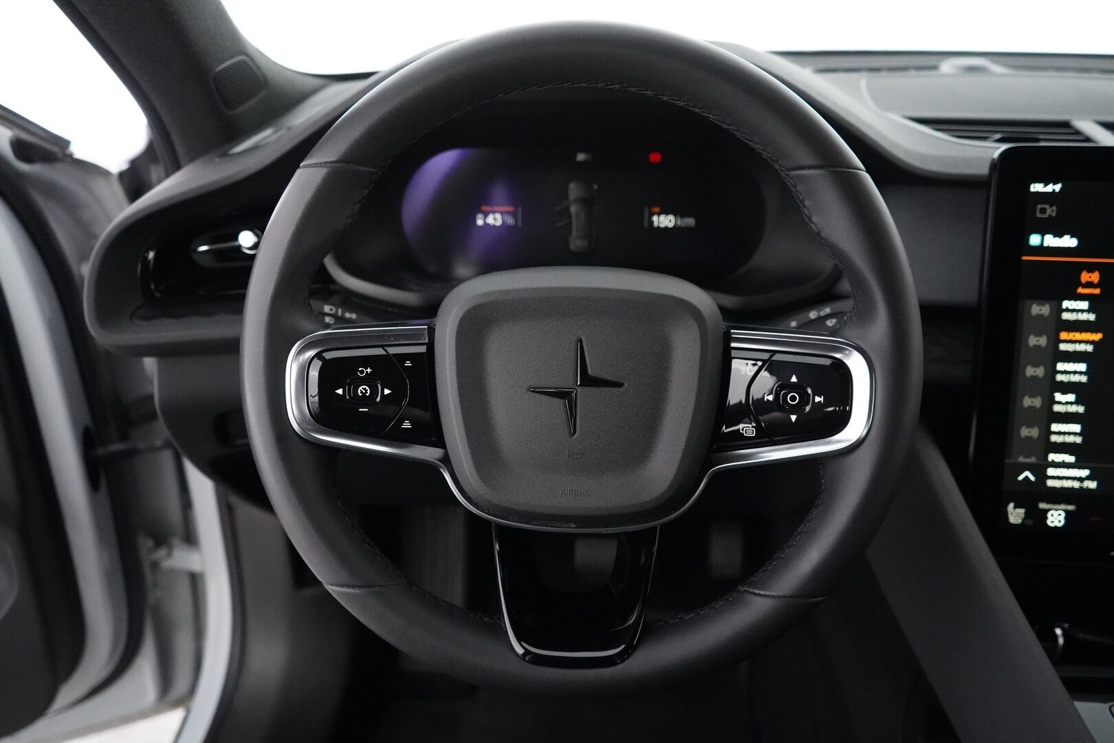 Polestar 2 2023 Standard Range Single Motor, 170kW, 69kWh * ACC / 360 Kamera / Lisälämmitin / Kuskinpenkki muistilla / Pilot assist * - Suomi-auto / SoH 94% / Pilot Lite