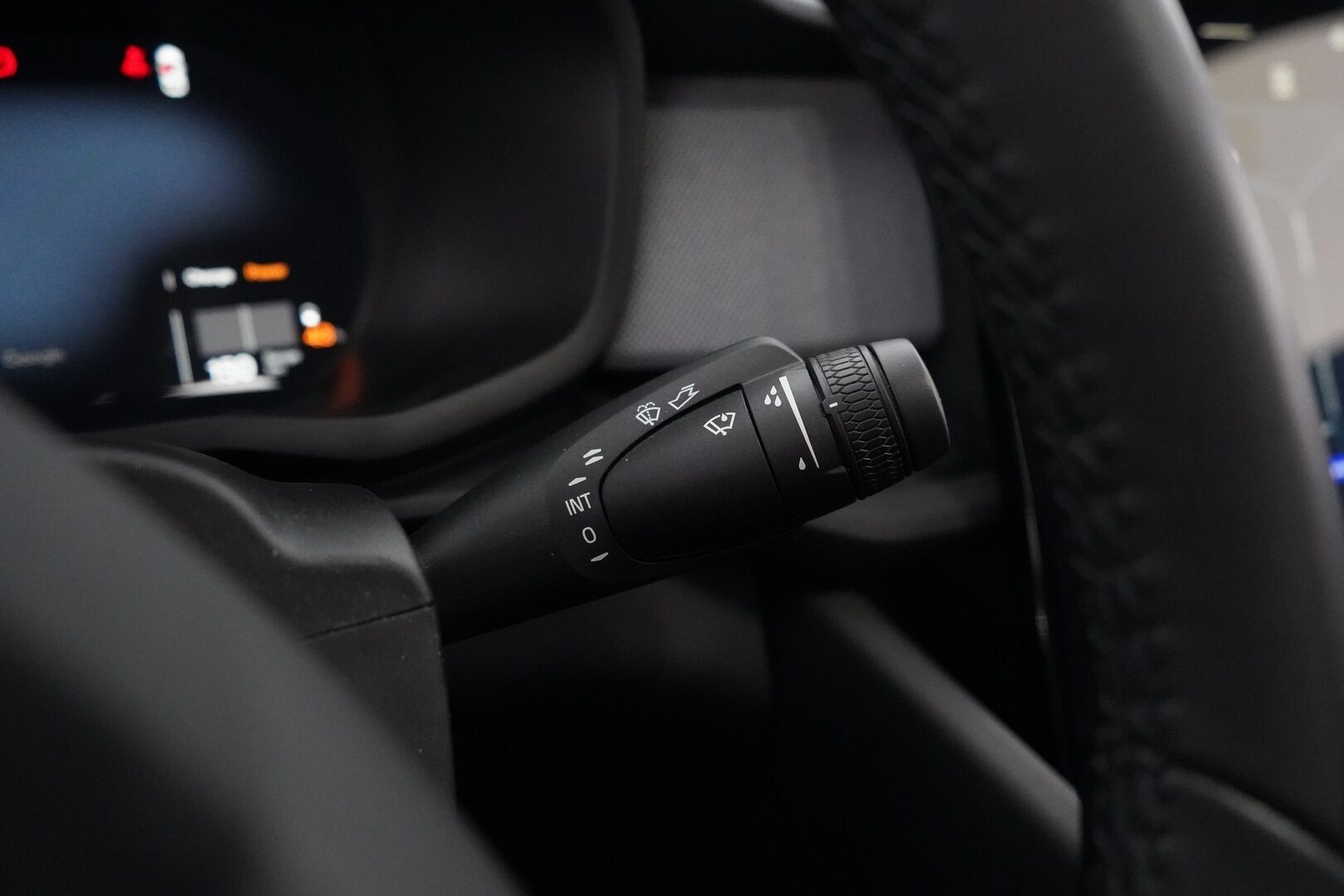 Polestar 2 2023 Standard Range Single Motor, 170kW, 69kWh * ACC / 360 Kamera / Lisälämmitin / Kuskinpenkki muistilla / Pilot assist * - Suomi-auto / SoH 94% / Pilot Lite