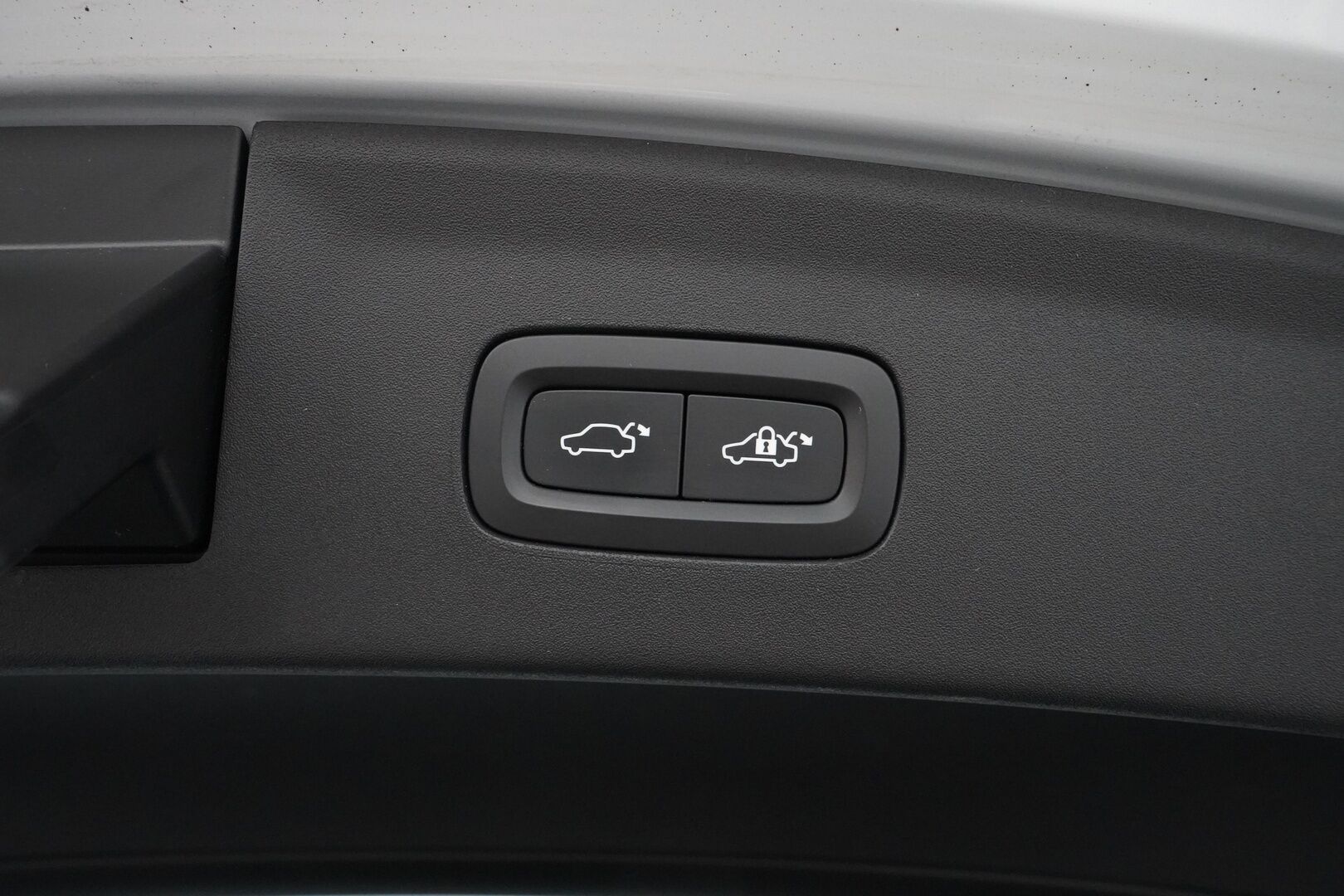 Polestar 2 2023 Standard Range Single Motor, 170kW, 69kWh * ACC / 360 Kamera / Lisälämmitin / Kuskinpenkki muistilla / Pilot assist * - Suomi-auto / SoH 94% / Pilot Lite