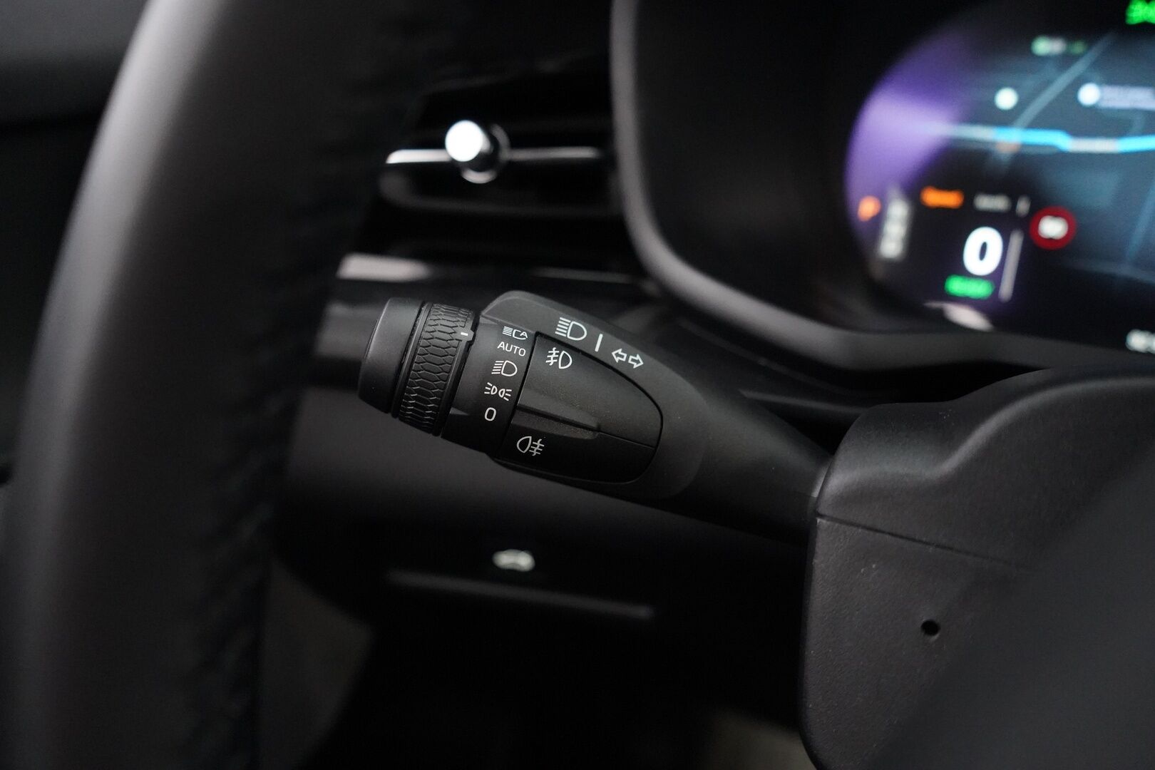 Polestar 2 2023 Standard Range Single Motor, 170kW, 69kWh * ACC / 360 Kamera / Lisälämmitin / Kuskinpenkki muistilla / Pilot assist * - Suomi-auto / SoH 94% / Pilot Lite