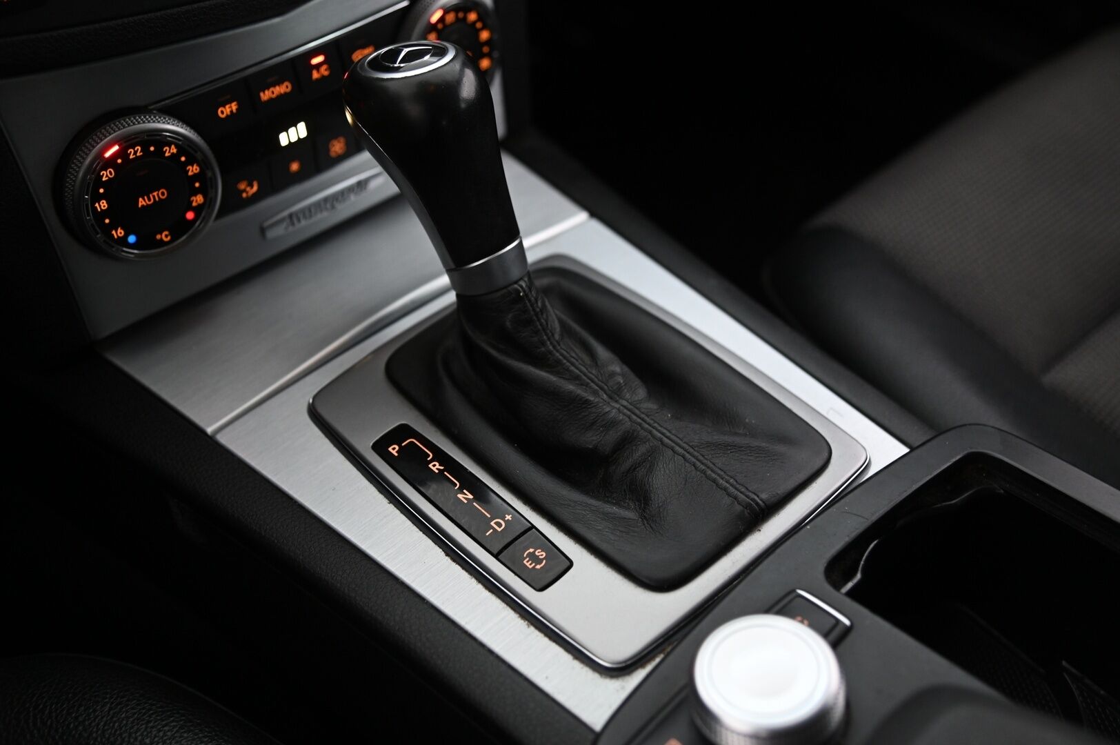 Mercedes-Benz C 2011 220 CDI BE T A Avantgarde *MYYDÄÄN HUUTOKAUPAT.COM* - MYYDÄÄN HUUTOKAUPAT.COM