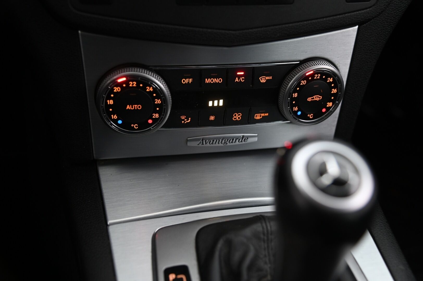 Mercedes-Benz C 2011 220 CDI BE T A Avantgarde *MYYDÄÄN HUUTOKAUPAT.COM* - MYYDÄÄN HUUTOKAUPAT.COM