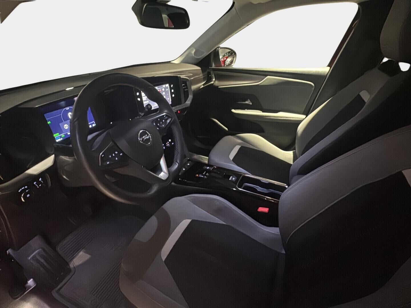 Opel Mokka-e 2023 Innovation Plus 136 automaatti - 1. Om Suomi-auto | Merkkihuollettu | ILP | LED | P.kamera | Carplay | Ratinlämmitys | 2x renkaat 