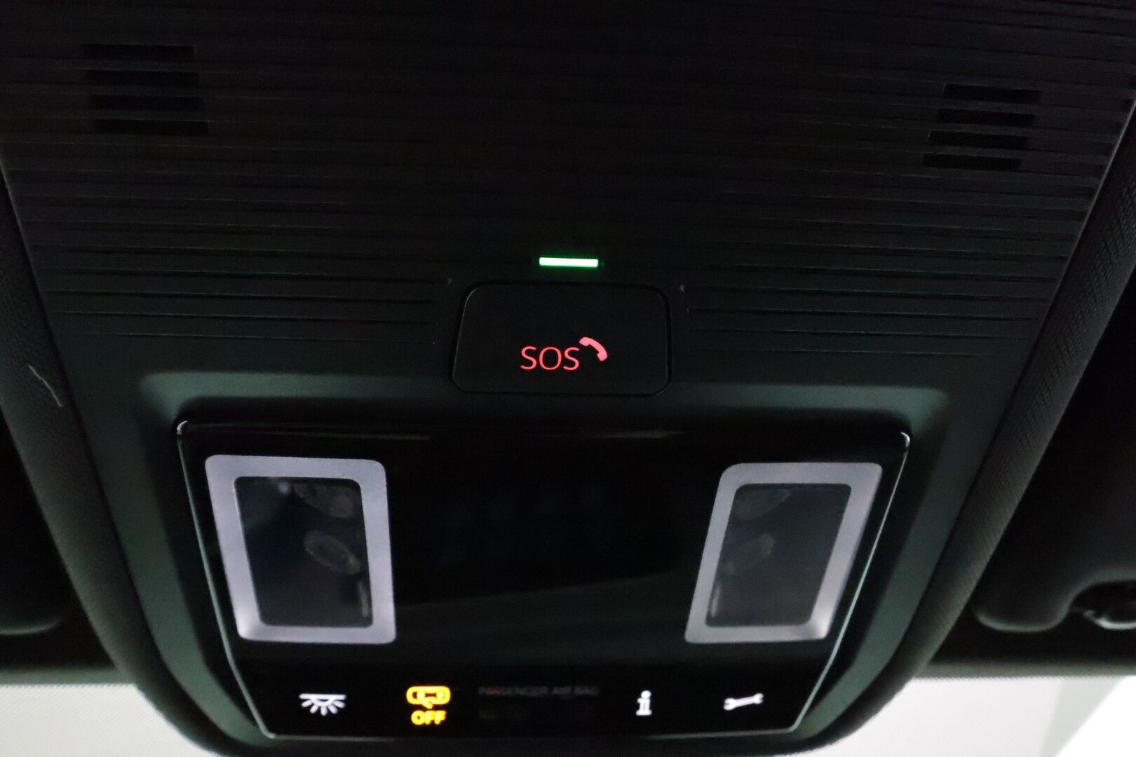 Volkswagen ID.4 2022 ID.4 GTX 220 KW **Lämpöpumppu / Koukku / Adapt.Vakkari / Matrix-LED / P.kamera / Navi / Kaistavahti / KeylessGO*' - Akku kuntotarkastettu / Merkkihuollettu!