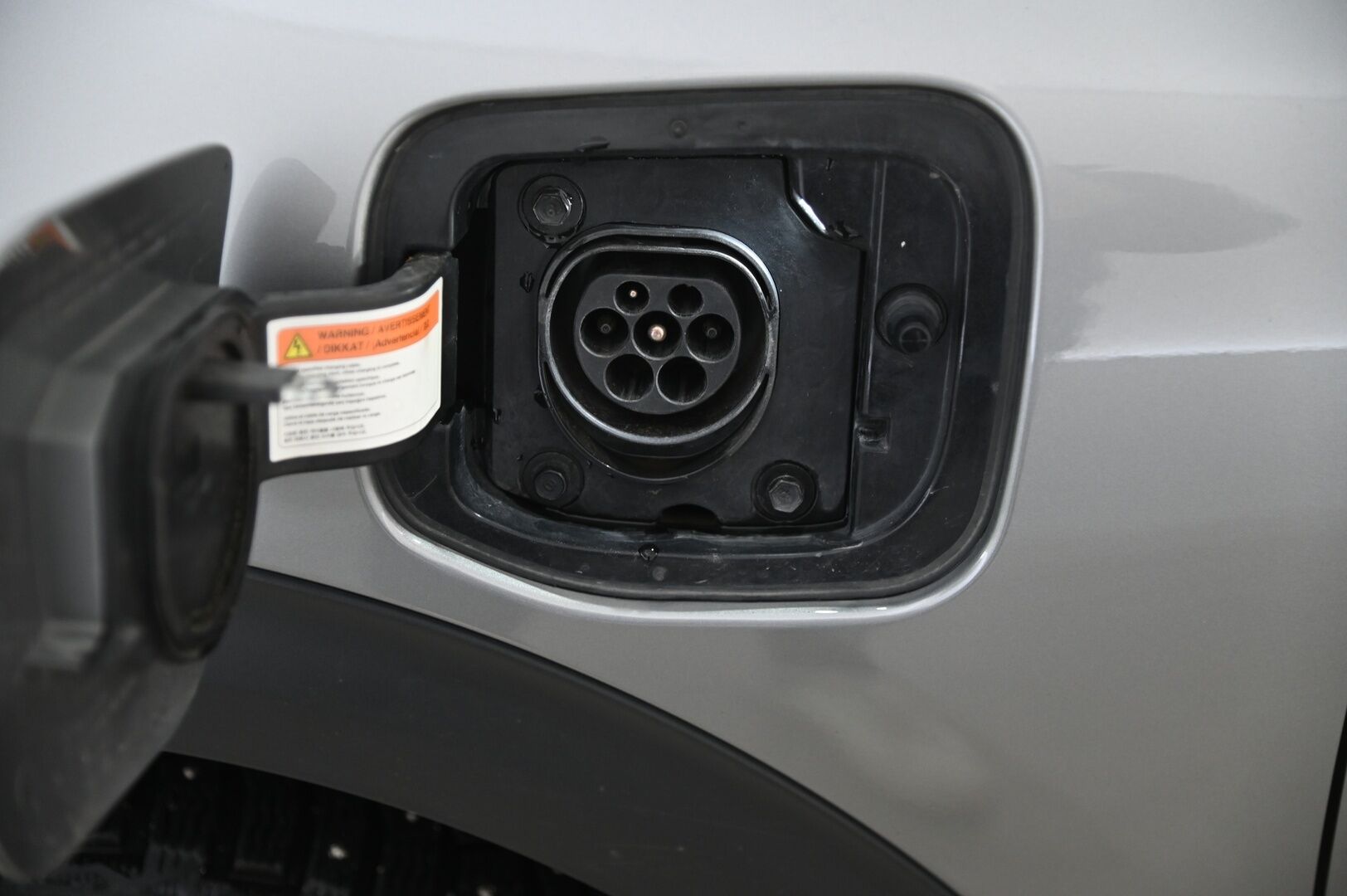 Kia Niro 2020 Hybrid 1,6 GDI Business Luxury DCT *ACC / Nahat / Koukku / Kamera / Sähköpenkki / Blis* - Merkkihuollettu / 2x alut&renkaat / Kessy / Penkinlämmitys edessä ja takana / Lämpöratti - HULLUT AVAJAISHULINAT KORKOTARJOUS 3,29 %