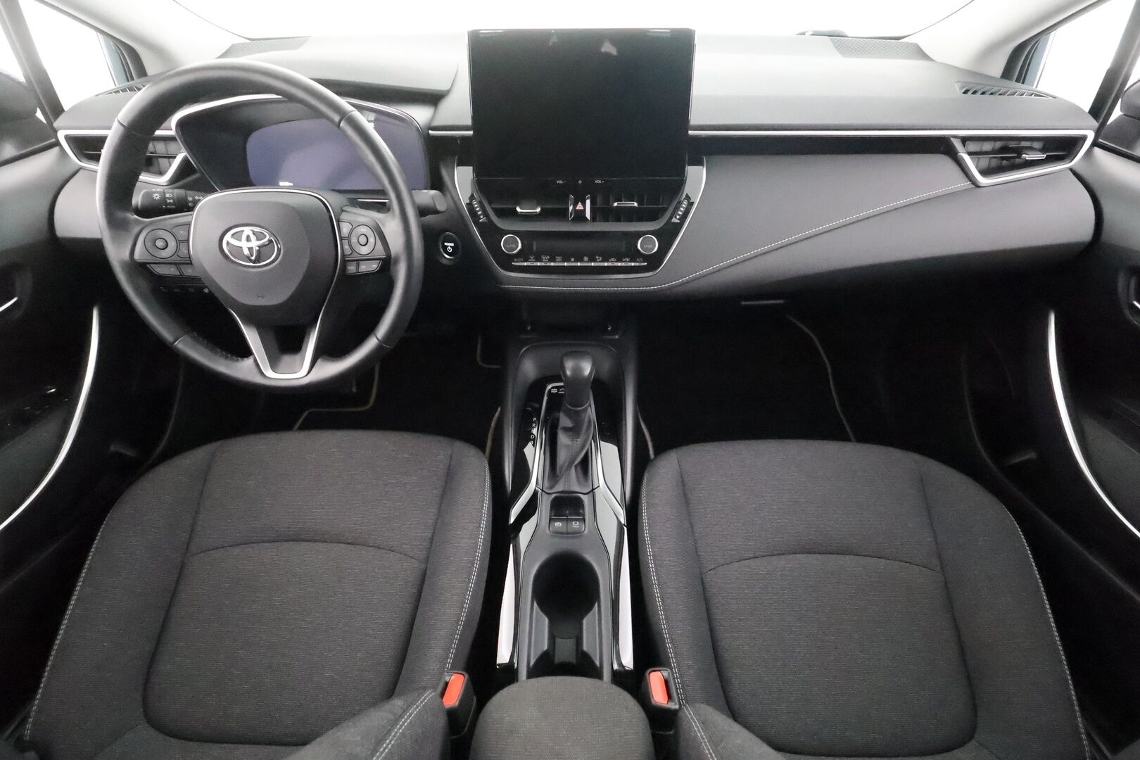 Toyota Corolla 2024 Sedan 1,8 Hybrid Launch Edition - | ACC | Facelift | P.kamera | Digimittaristo | PDA | LDA | RSA | Keyless | LED | Apple & Android | Lämm. ratti | 1-om suomiauto | Merkkihuollot | 