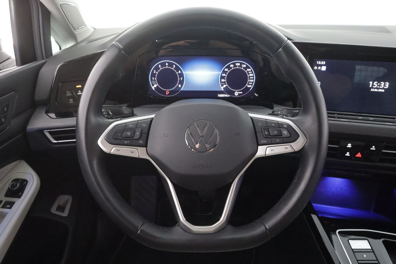 Volkswagen Golf 2023 Variant Style Business 1,5 eTSI 110 kW (MHEV) DSG-automaatti - | ACC | Webasto | Koukku | Harman/Kardon | Muistipenkki | Travel assist | Side assist | Keyless | Sähk. takaluukku | 1-om suomiauto | 