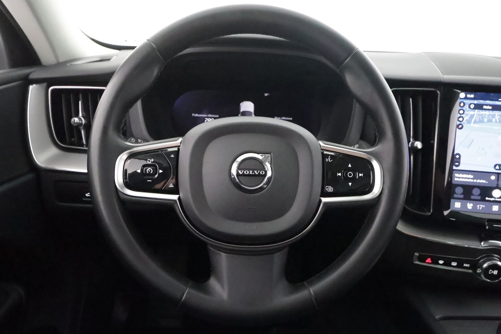 Volvo XC60 2024 T6 AWD Long Range Plus Dark aut - | ACC | Webasto | Koukku | Muistipenkit | Panorama | Full LED | High Performance LED | P.Kamera | Keyless | Apple&Android | 1.Om Suomi-auto | Kahdet Renkaat |