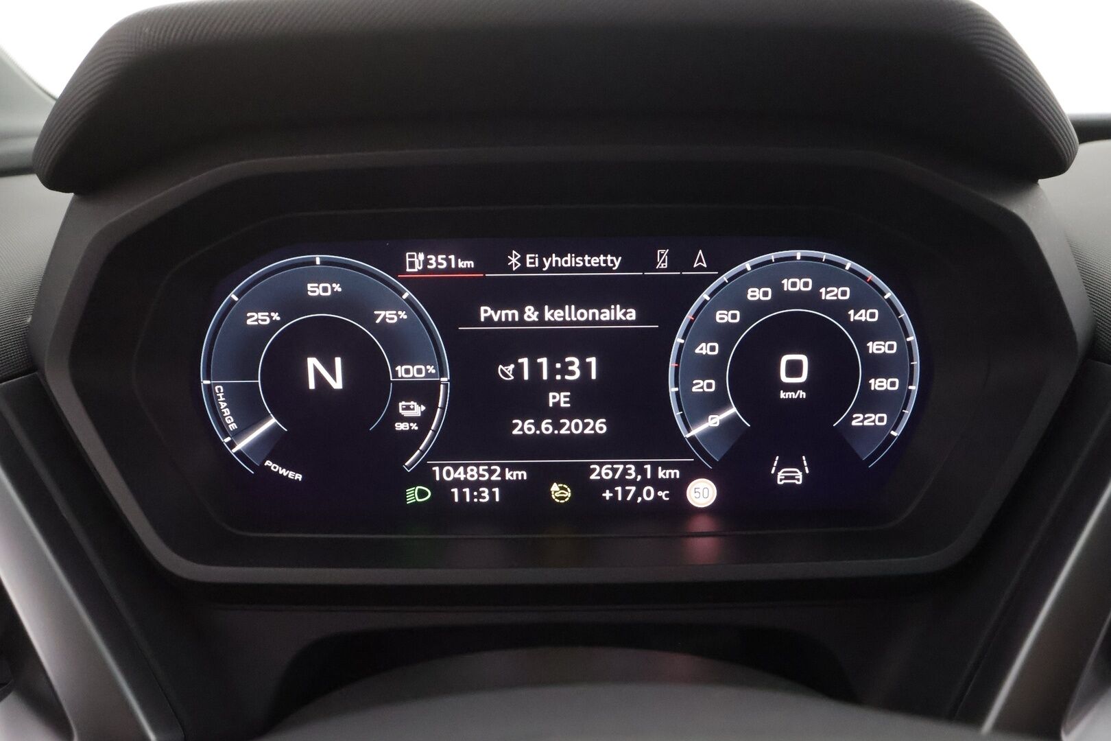 Audi Q4 e-tron 2023 SUV 45 e-tron quattro - | ILP | ACC | LED | P.kamera | Sporttipenkit | Navi | Kaistavahti | Keyless | Digimittaristo | Apple&Android | 1-om Suomi-auto | 2x Latauskaapelit | Kahdet renkaat | Merkkihuollot |