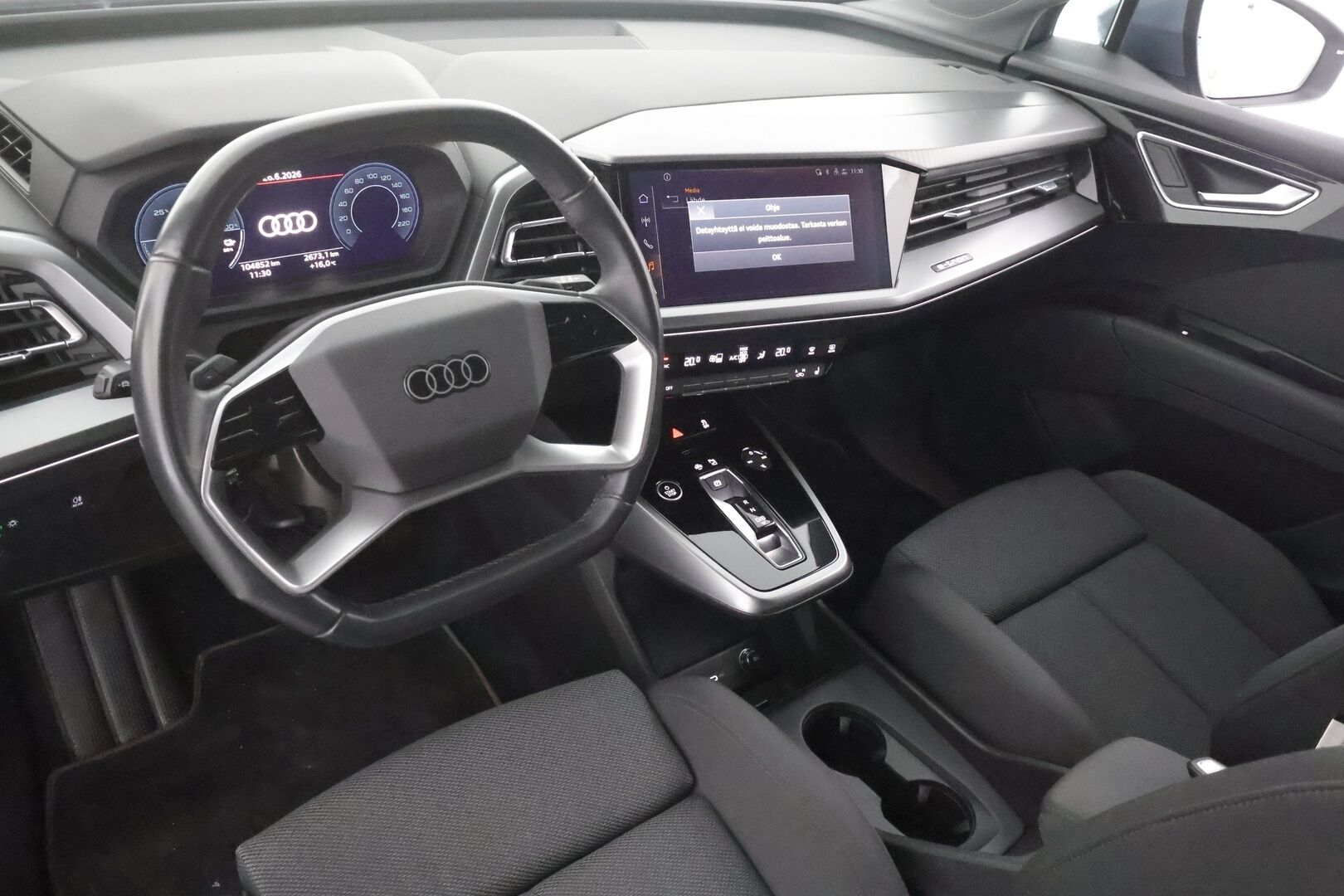 Audi Q4 e-tron 2023 SUV 45 e-tron quattro - | ILP | ACC | LED | P.kamera | Sporttipenkit | Navi | Kaistavahti | Keyless | Digimittaristo | Apple&Android | 1-om Suomi-auto | 2x Latauskaapelit | Kahdet renkaat | Merkkihuollot |