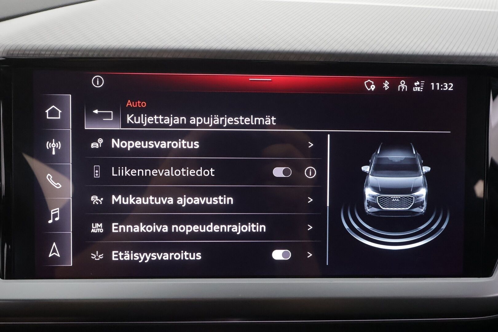 Audi Q4 e-tron 2023 SUV 45 e-tron quattro - | ILP | ACC | LED | P.kamera | Sporttipenkit | Navi | Kaistavahti | Keyless | Digimittaristo | Apple&Android | 1-om Suomi-auto | 2x Latauskaapelit | Kahdet renkaat | Merkkihuollot |