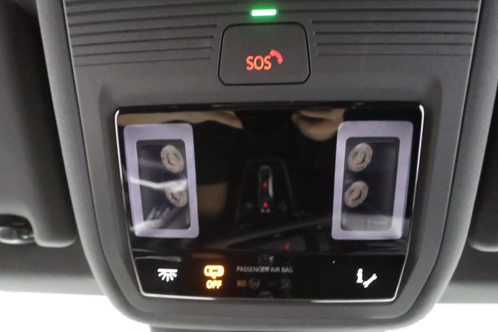 Audi Q4 e-tron 2023 SUV 45 e-tron quattro - | ILP | ACC | LED | P.kamera | Sporttipenkit | Navi | Kaistavahti | Keyless | Digimittaristo | Apple&Android | 1-om Suomi-auto | 2x Latauskaapelit | Kahdet renkaat | Merkkihuollot |