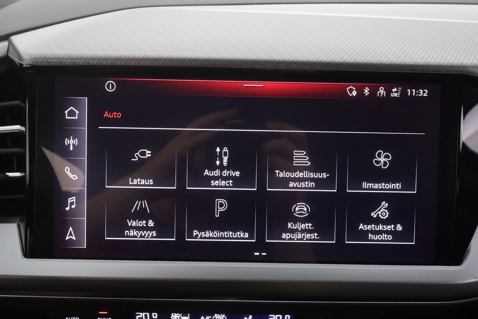 Audi Q4 e-tron 2023 SUV 45 e-tron quattro - | ILP | ACC | LED | P.kamera | Sporttipenkit | Navi | Kaistavahti | Keyless | Digimittaristo | Apple&Android | 1-om Suomi-auto | 2x Latauskaapelit | Kahdet renkaat | Merkkihuollot |