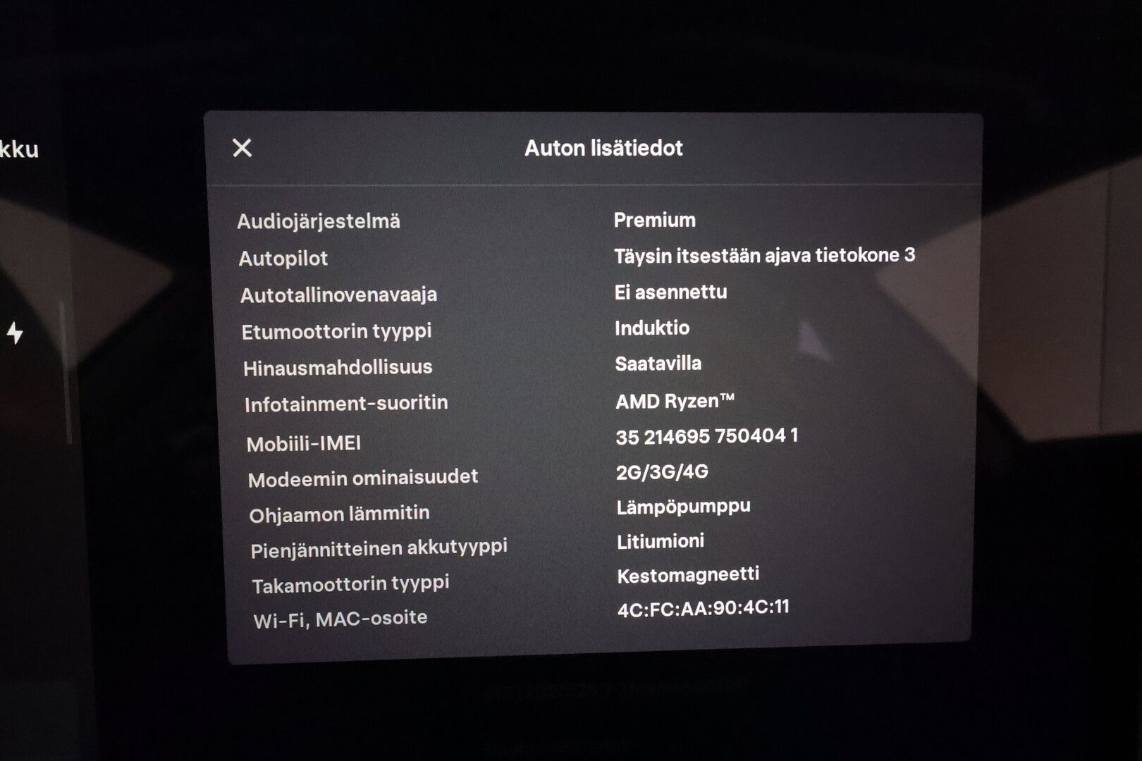 Tesla Model 3 2022 Long Range Dual motor AWD **Lasikatto / Mustat nahat / Lämpöpumppu / Matrix LED / Premium Audio** - 3,99 % KORKOTARJOUS TÄHÄN AUTOON 31.8. ASTI! - Kahdet renkaat aluvanteilla