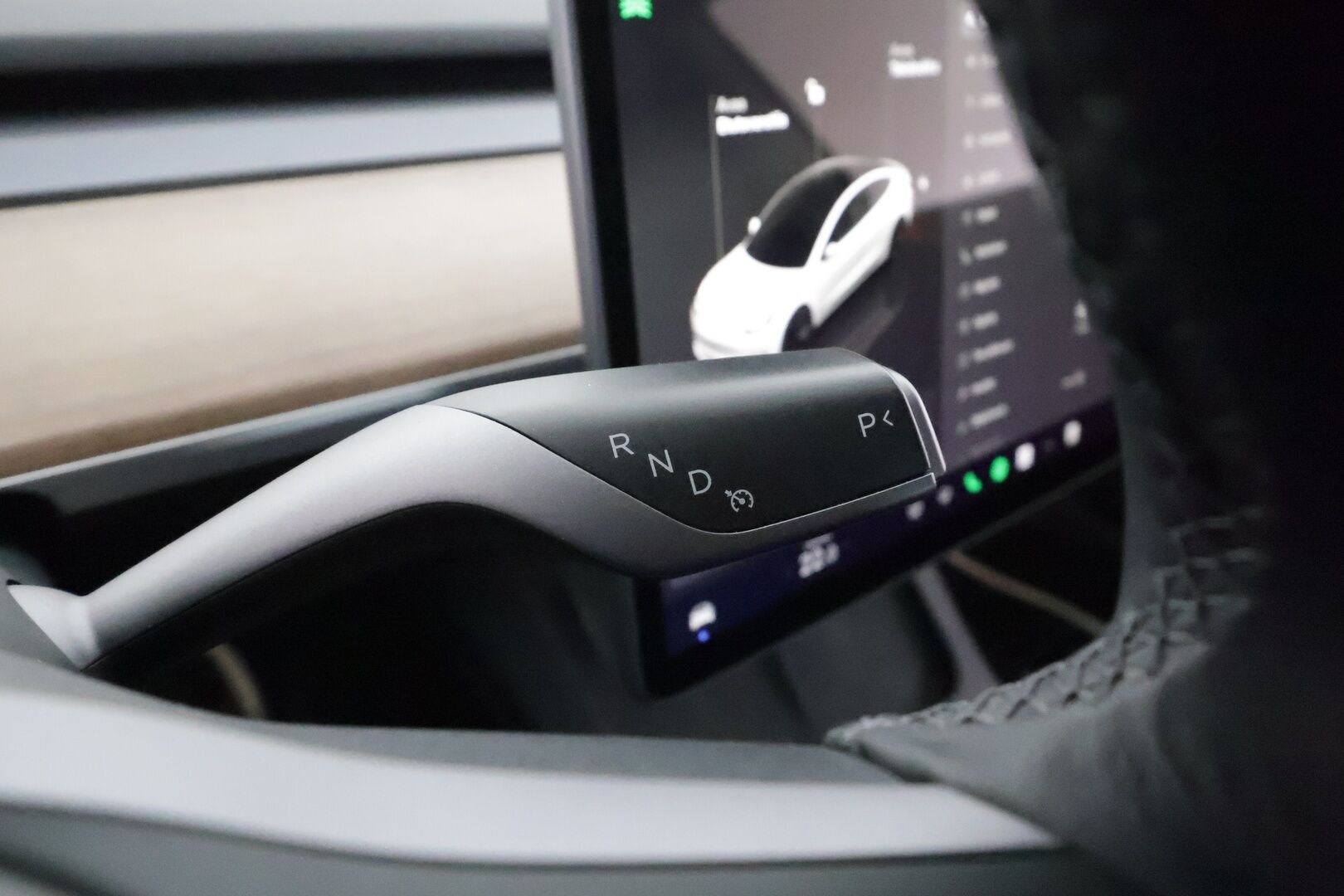 Tesla Model 3 2022 Long Range Dual motor AWD **Lasikatto / Mustat nahat / Lämpöpumppu / Matrix LED / Premium Audio** - 3,99 % KORKOTARJOUS TÄHÄN AUTOON 31.8. ASTI! - Kahdet renkaat aluvanteilla