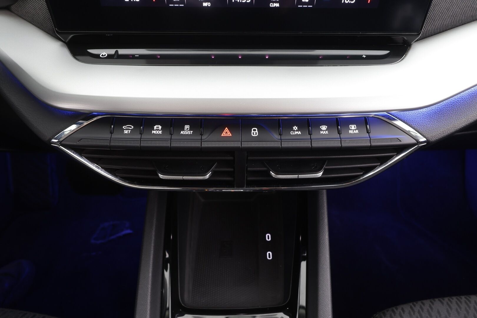 Skoda Octavia 2023 Combi 1.5 TSI Style Nordic Edition eTEC DSG Autom. - | ACC | Koukku | Crystal Light Matrix-LED | Ratinlämmitys | Keyless | Apple&Android | 1.OM suomi-auto | Kahdet Renkaat |