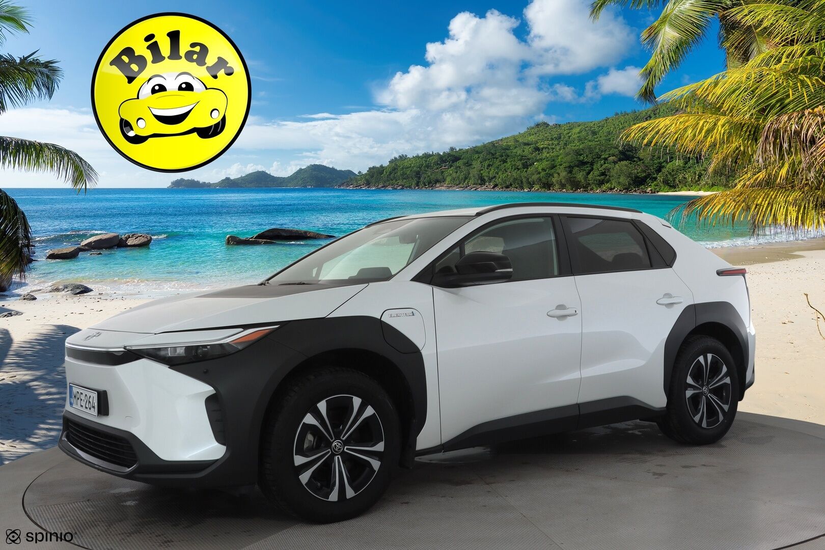 Toyota bZ4X 2023 Active AWD - | ACC | ILP | Koukku | P.kamera | Keyless | Kaista-avustin | Lämm. ratti | Lämm. tuulilasi | Navi | Apple & Android | Merkkihuollot | 2x renkaat aluin |