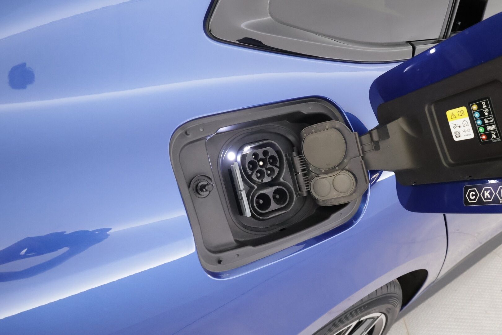 BMW I4 M50 2024 M50 Super Charged - | ACC | Lisälämmitin | Koukku | Laser Light | H/K | Lasikattoluukku | HÙD | Widescreen | Muistipenkki | Comfort Access | Apple&Android | 1.Om suomi-auto | Kahdet Renkaat | Merkkihuollettu |