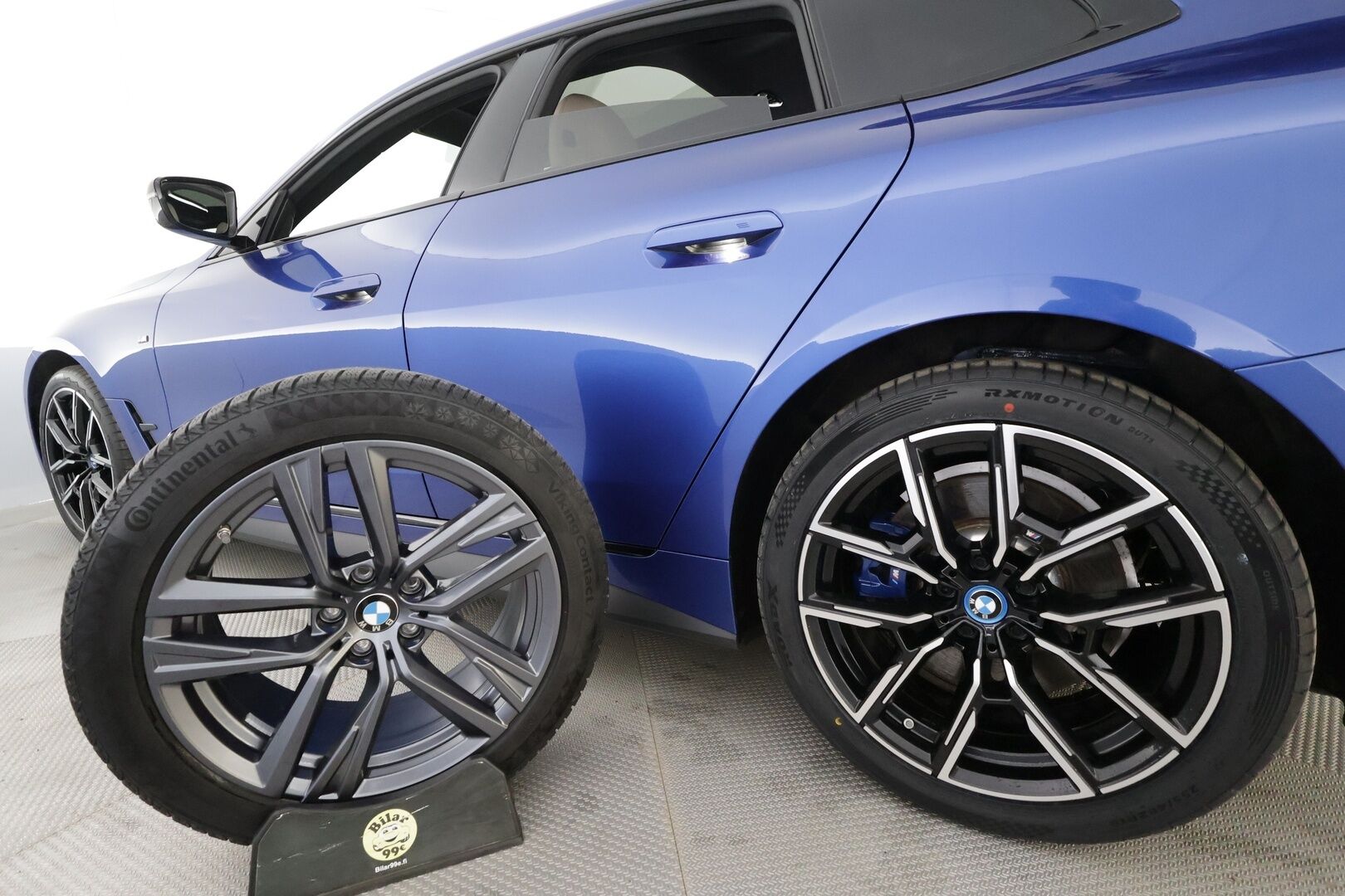 BMW I4 M50 2024 M50 Super Charged - | ACC | Lisälämmitin | Koukku | Laser Light | H/K | Lasikattoluukku | HÙD | Widescreen | Muistipenkki | Comfort Access | Apple&Android | 1.Om suomi-auto | Kahdet Renkaat | Merkkihuollettu |