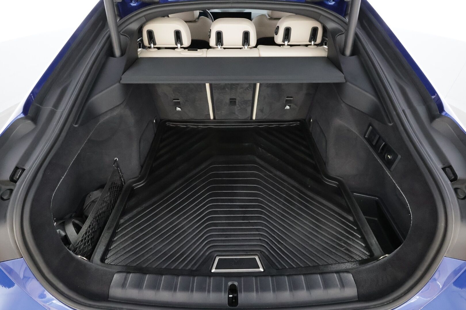 BMW I4 M50 2024 M50 Super Charged - | ACC | Lisälämmitin | Koukku | Laser Light | H/K | Lasikattoluukku | HÙD | Widescreen | Muistipenkki | Comfort Access | Apple&Android | 1.Om suomi-auto | Kahdet Renkaat | Merkkihuollettu |