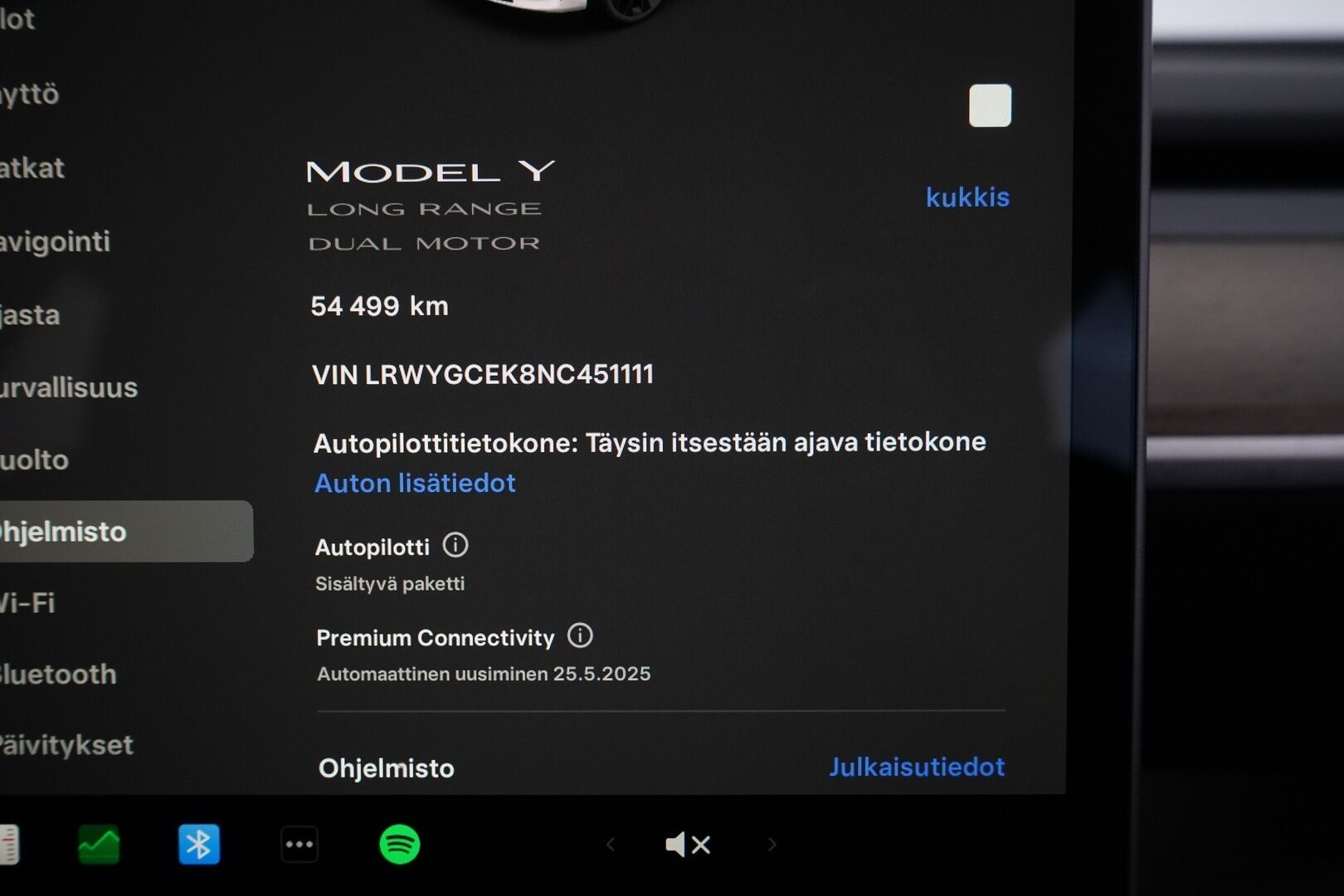 Tesla Model Y 2022 Long Range - 3,99 % KORKOTARJOUS TÄHÄN AUTOON - Ryzen / Panorama / ACC / Kahdet renkaat / Kamera