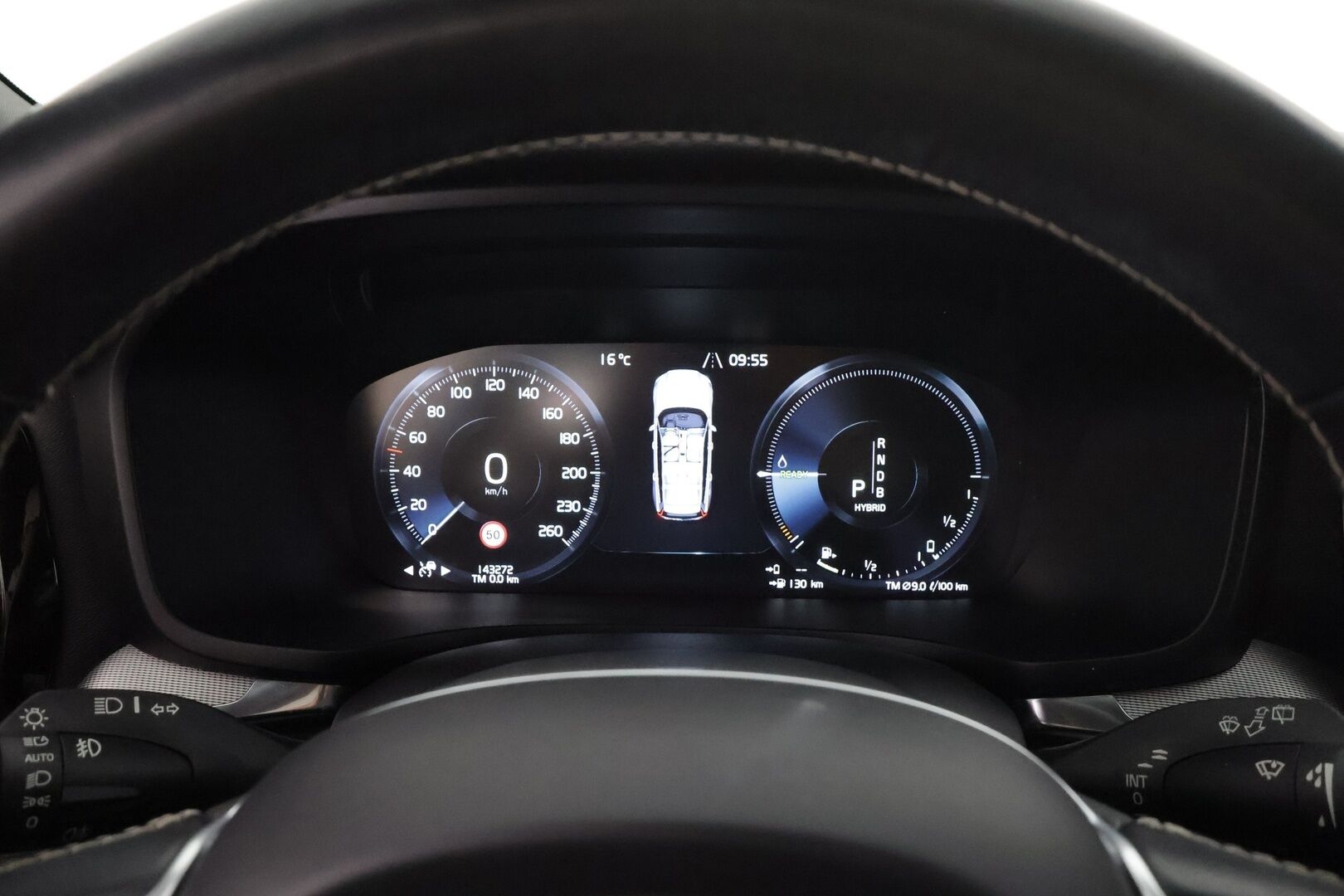 Volvo V60 2019 T8 AWD aut R-Design * ACC / Panorama / Puolinahat muistilla / High perfo äänentoisto / P.kamera / Keyless * - Koti & Kauppalaturi / Kahdet renkaat 