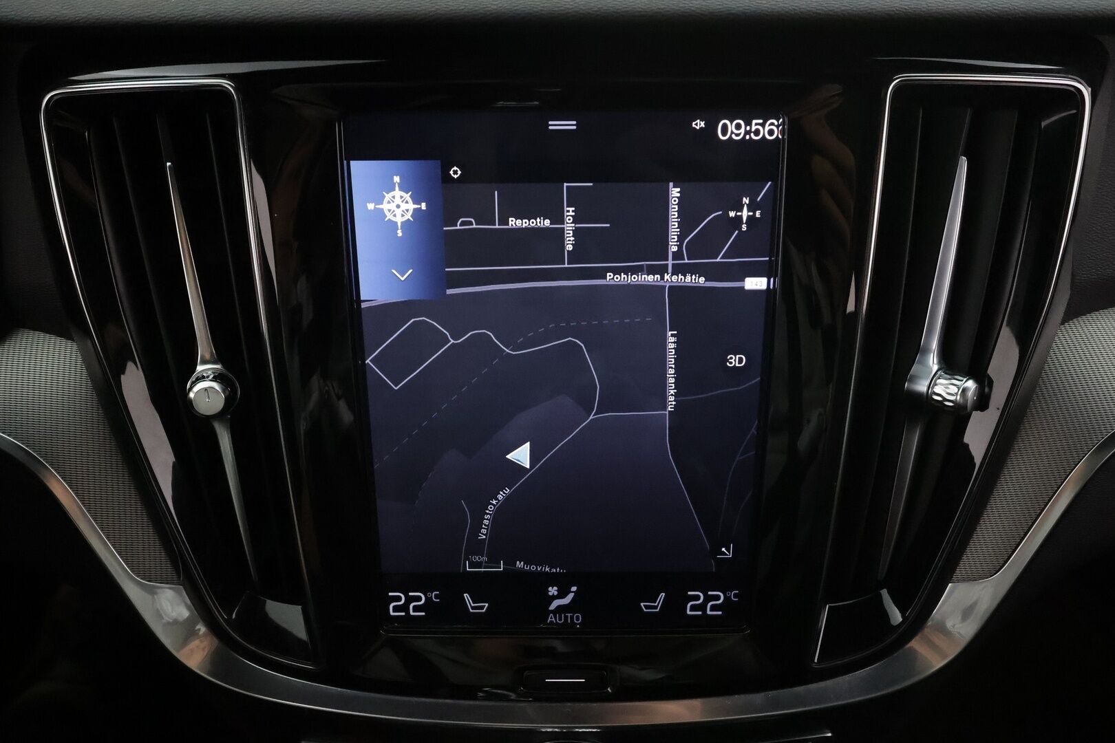 Volvo V60 2019 T8 AWD aut R-Design * ACC / Panorama / Puolinahat muistilla / High perfo äänentoisto / P.kamera / Keyless * - Koti & Kauppalaturi / Kahdet renkaat 