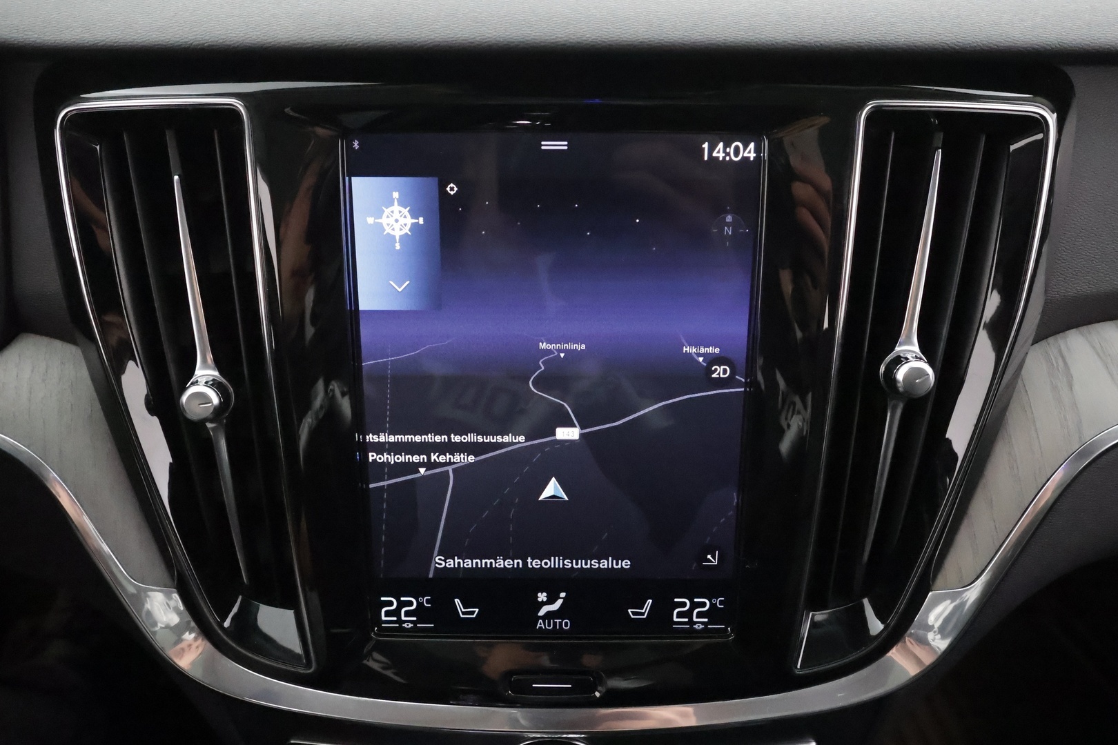 Volvo V60 2020 T6 TwE AWD Business Inscription aut * ACC / Koukku / Webasto / Full LED / BLIS / Muistipenkki / Panorama / Keyless / Navi * - Kahdet renkaat aluvanteilla - HULLUT AVAJAISHULINAT KORKOTARJOUS 3,29 %