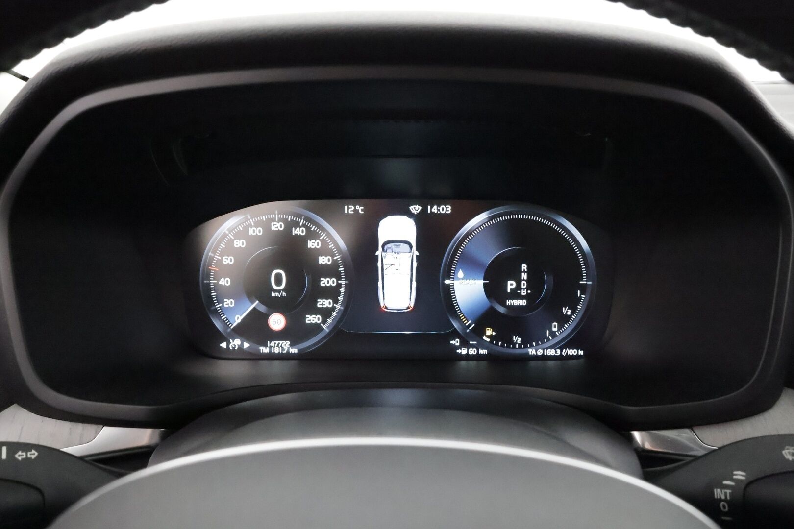 Volvo V60 2020 T6 TwE AWD Business Inscription aut * ACC / Koukku / Webasto / Full LED / BLIS / Muistipenkki / Panorama / Keyless / Navi * - Kahdet renkaat aluvanteilla