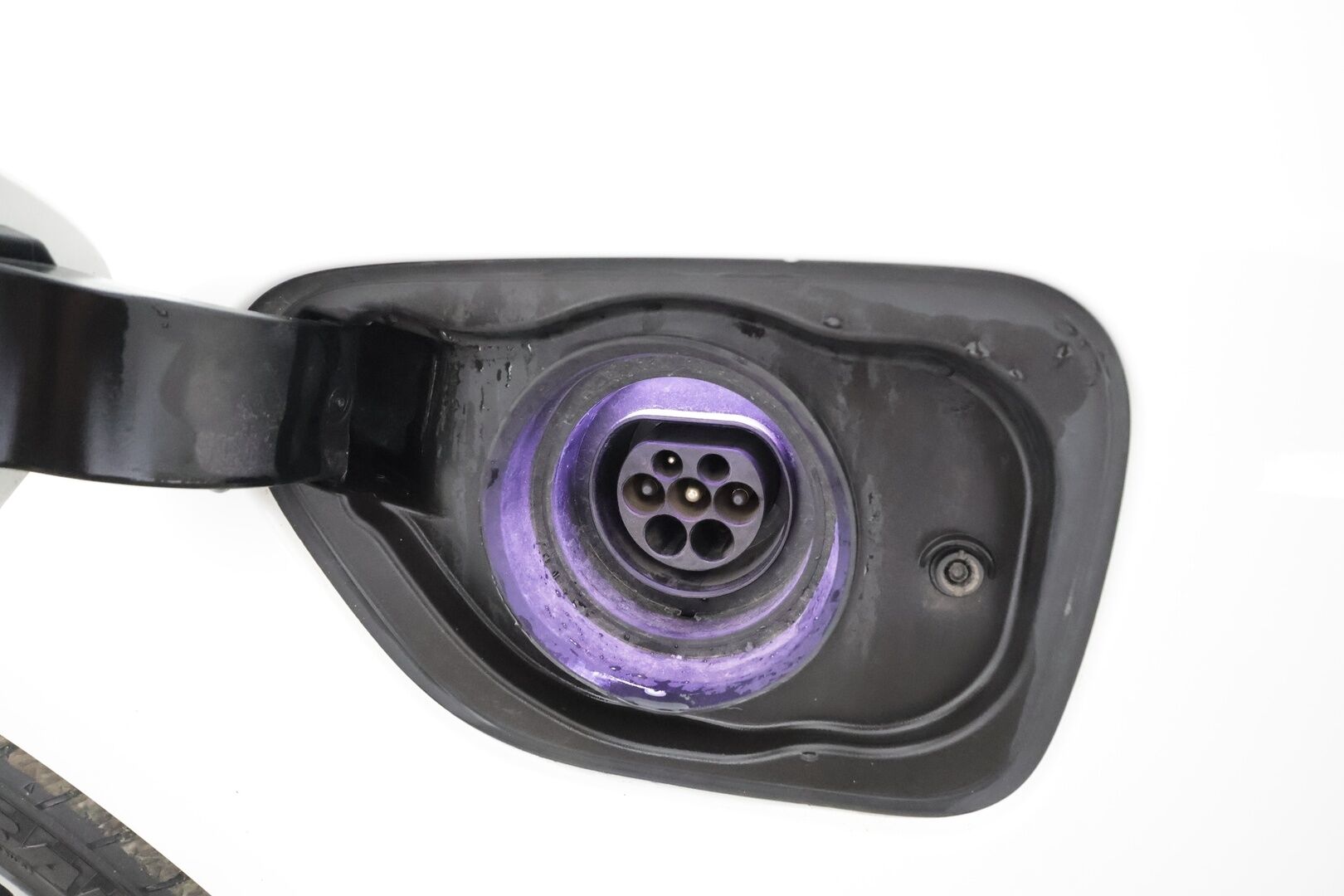 Volvo V60 2020 T6 TwE AWD Business Inscription aut * ACC / Koukku / Webasto / Full LED / BLIS / Muistipenkki / Panorama / Keyless / Navi * - Kahdet renkaat aluvanteilla