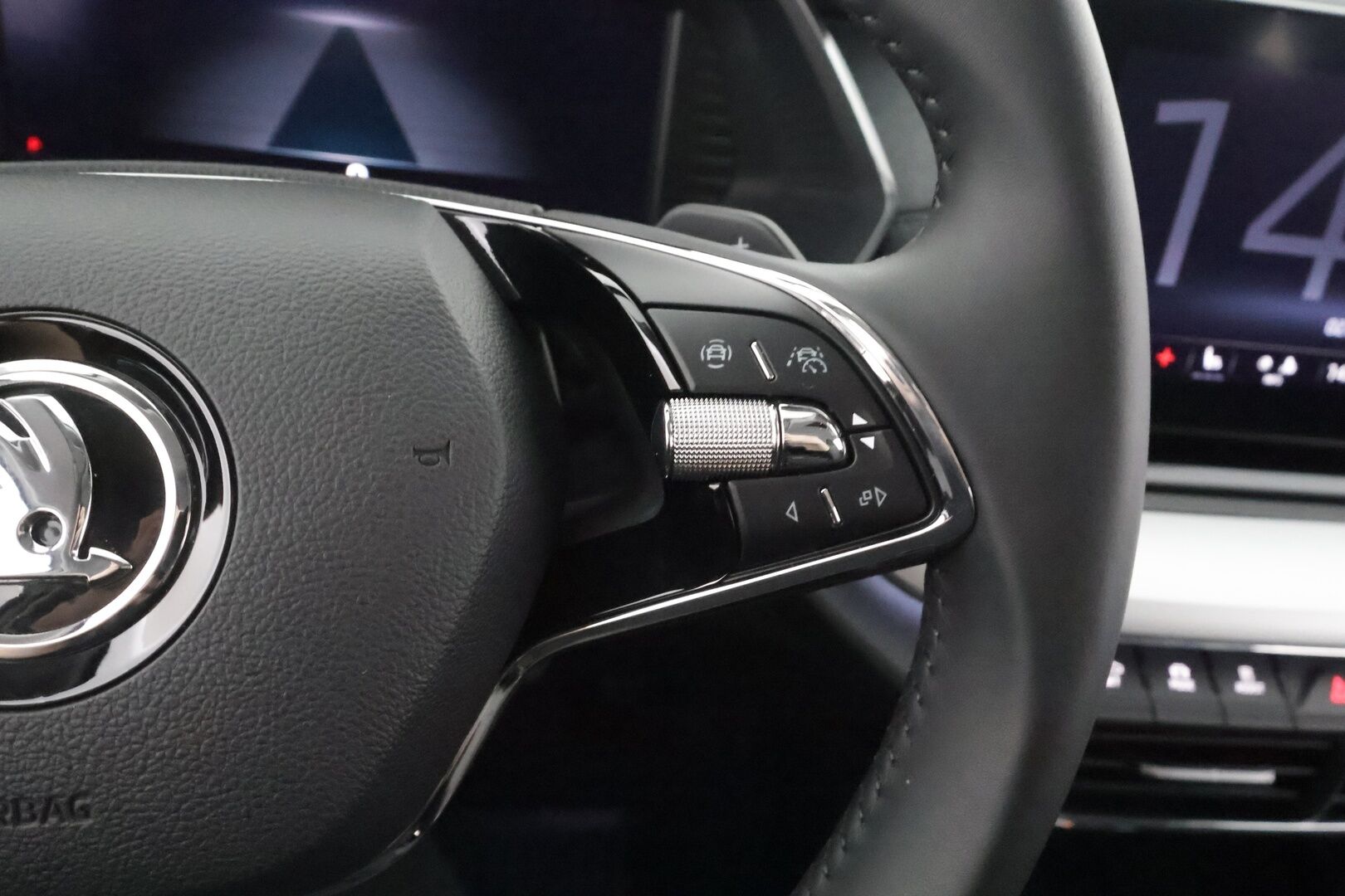 Skoda Octavia 2023 1.4 TSI PHEV Style iV DSG Autom. - | ACC | Webasto | Koukku | Matrix-LED | P.Kamera | Keyless | Apple&Android | Suomi-auto | Kahdet Renkaat |