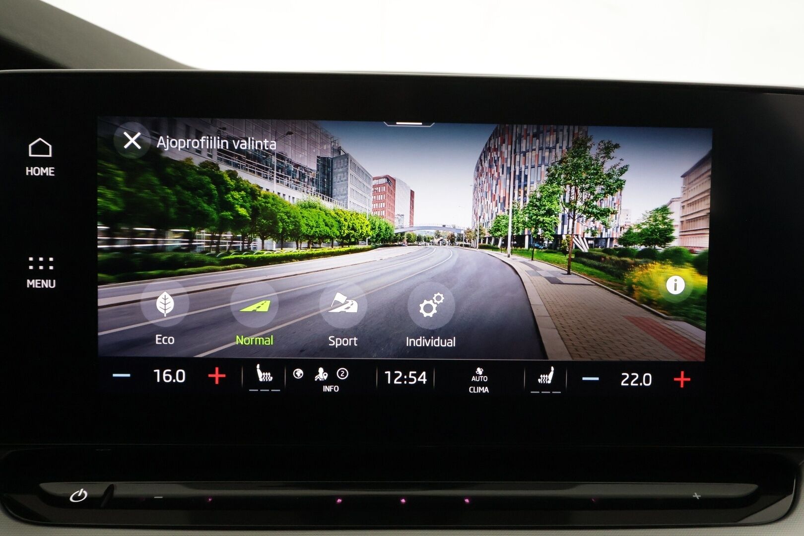Skoda Octavia 2023 1.5 TSI Style eTEC DSG Autom. - | ACC | Matrix-LED | Ratinlämmitys | Muistipenkki | P.Kamera | Digimittaristo | Apple&Android | 1.Om Suomi-auto | Kahdet renkaat |