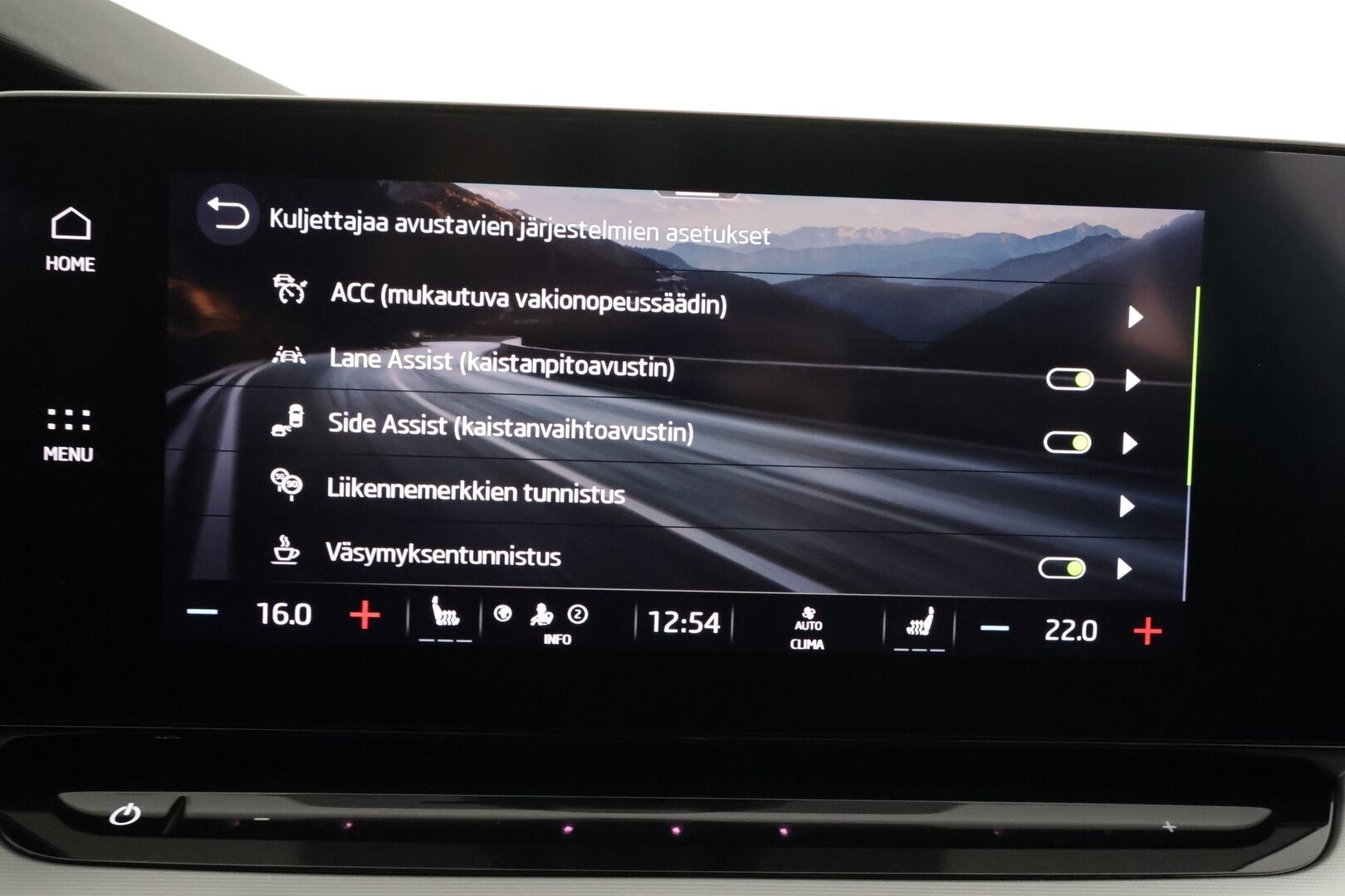 Skoda Octavia 2023 1.5 TSI Style eTEC DSG Autom. - | ACC | Matrix-LED | Ratinlämmitys | Muistipenkki | P.Kamera | Digimittaristo | Apple&Android | 1.Om Suomi-auto | Kahdet renkaat |