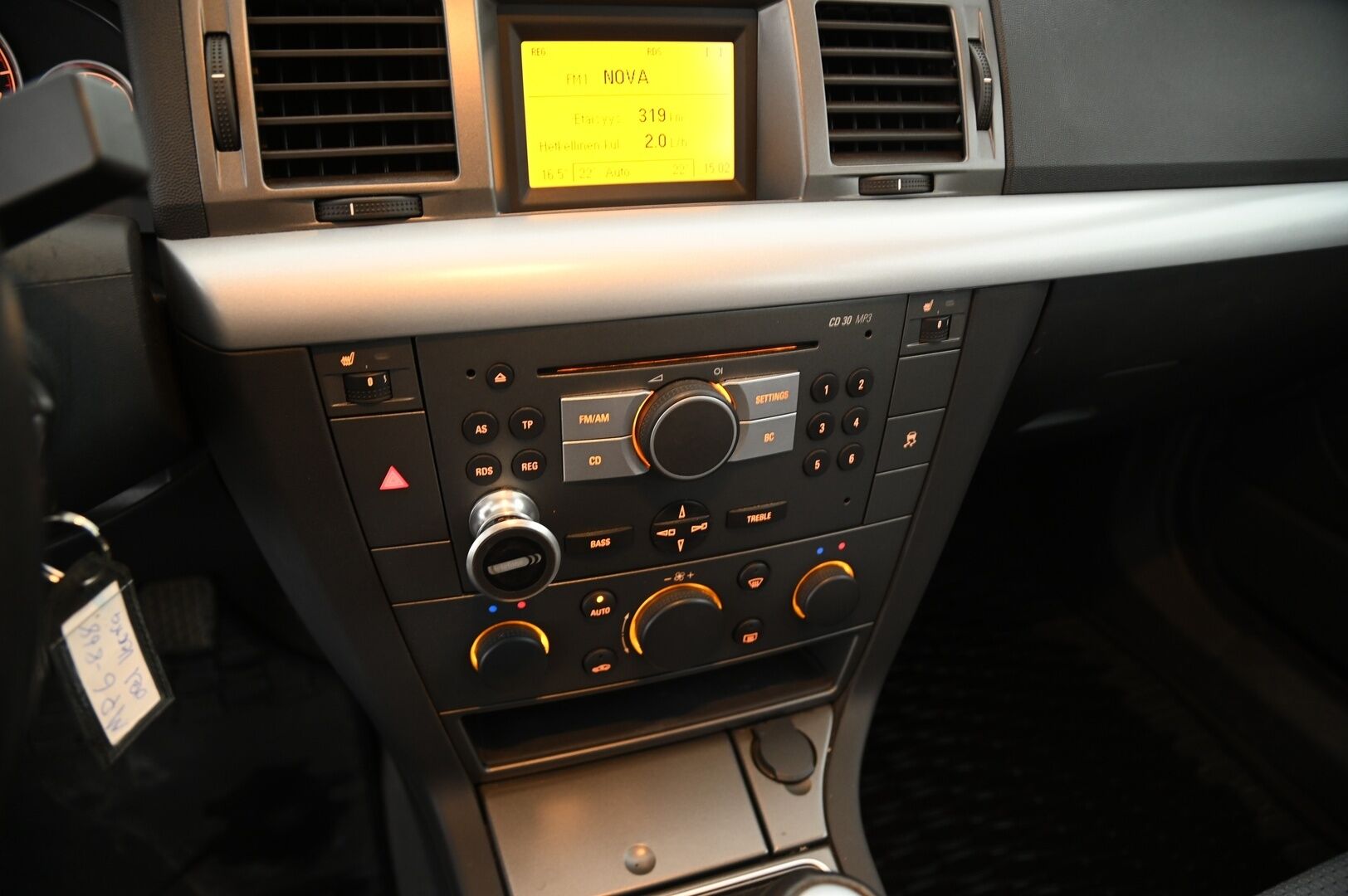 Opel Vectra 2005 GTS 2.2 *Myydään Huutokaupat.com*
