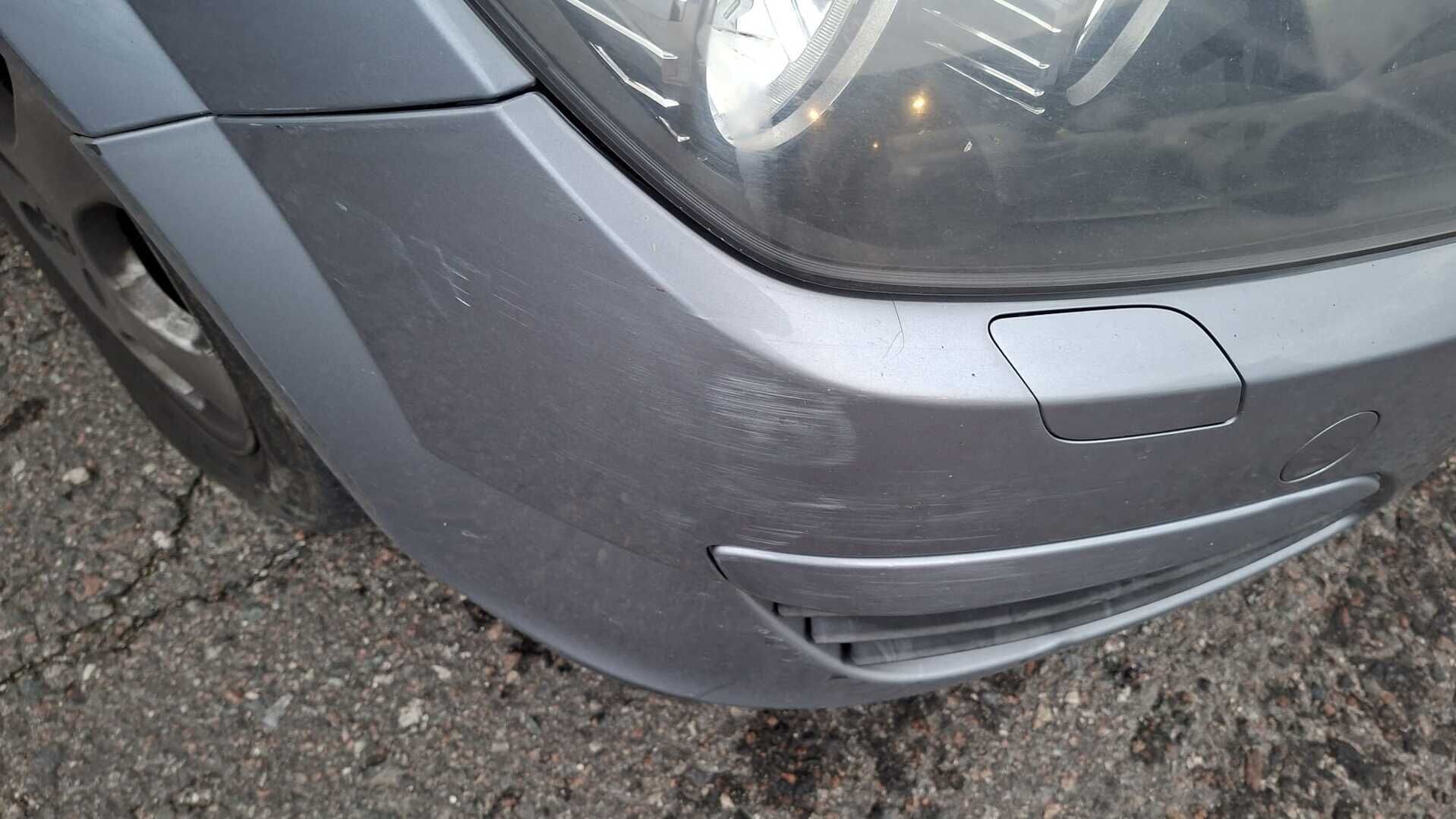 Opel Astra 2005 4D HATCHBACK 1.6 AUTOMATIC *Myydään Huutokaupat.com* - Myydään Huutokaupat.com | Lohko | Koukku | 2x renkaat&vanteineen