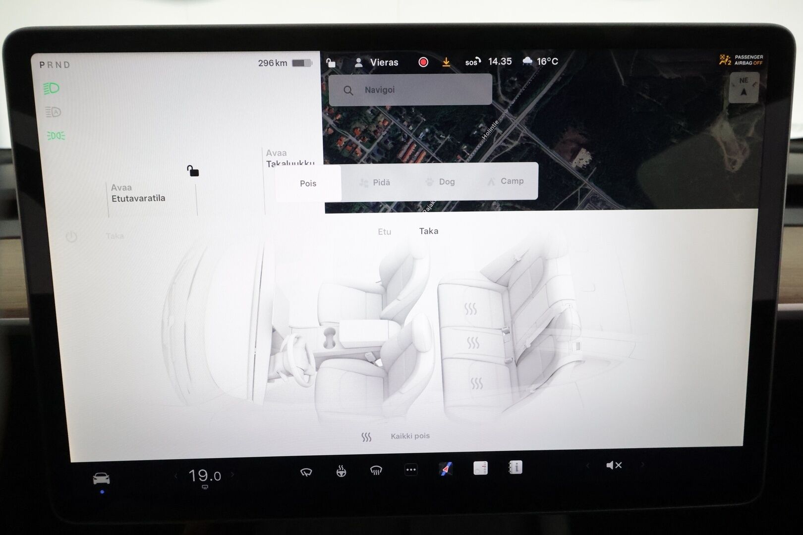 Tesla Model Y 2022 Performance **Koukku / Lasikatto / Lämpöpumppu / ACC / Matrix-LED / P.Kamera / Premium Audio / Muistipenkki / Navi** - 2x Latauskaapelit / Kahdet Renkaat ja Vanteet