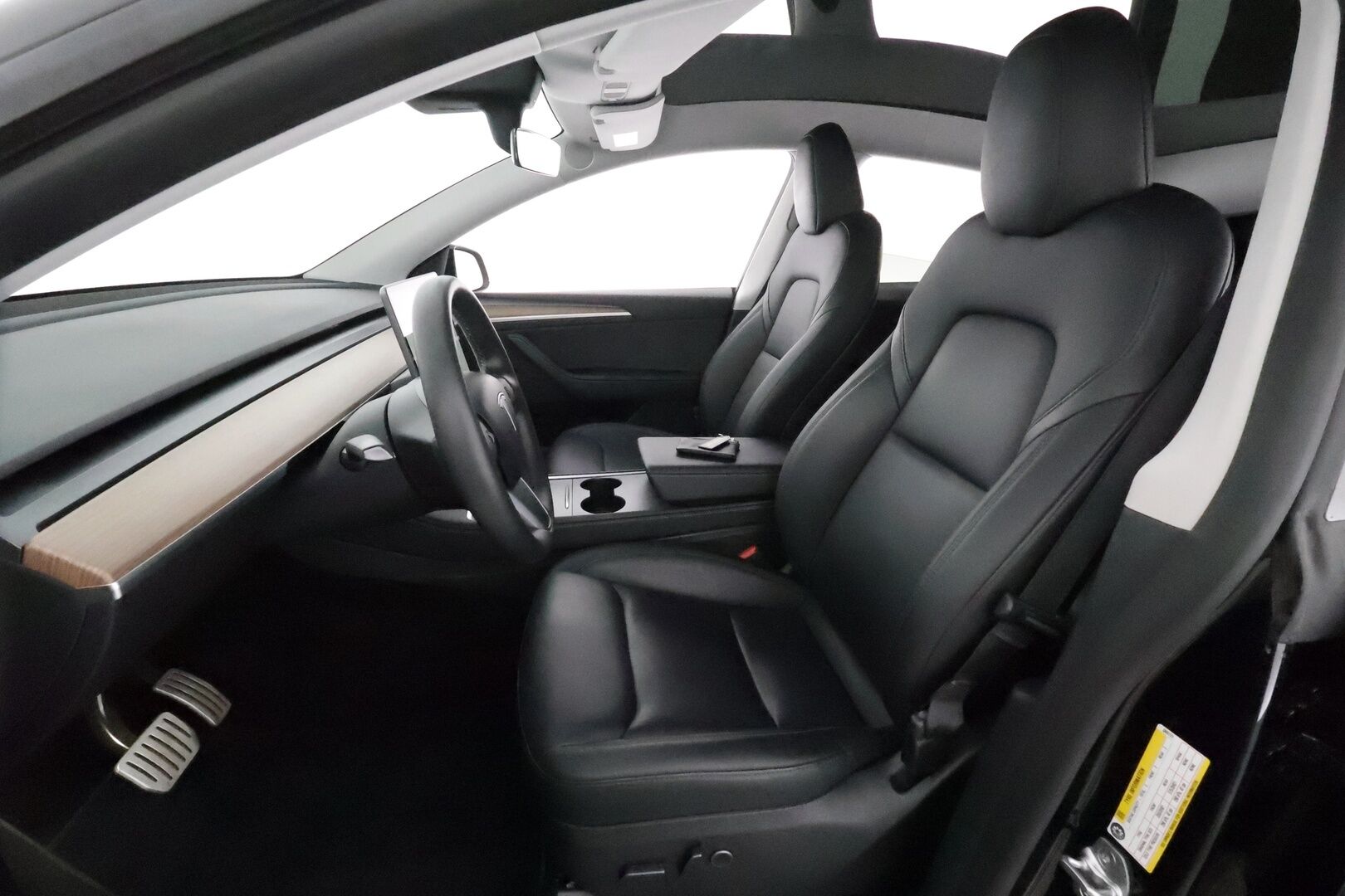 Tesla Model Y 2022 Performance **Koukku / Lasikatto / Lämpöpumppu / ACC / Matrix-LED / P.Kamera / Premium Audio / Muistipenkki / Navi** - 2x Latauskaapelit / Kahdet Renkaat