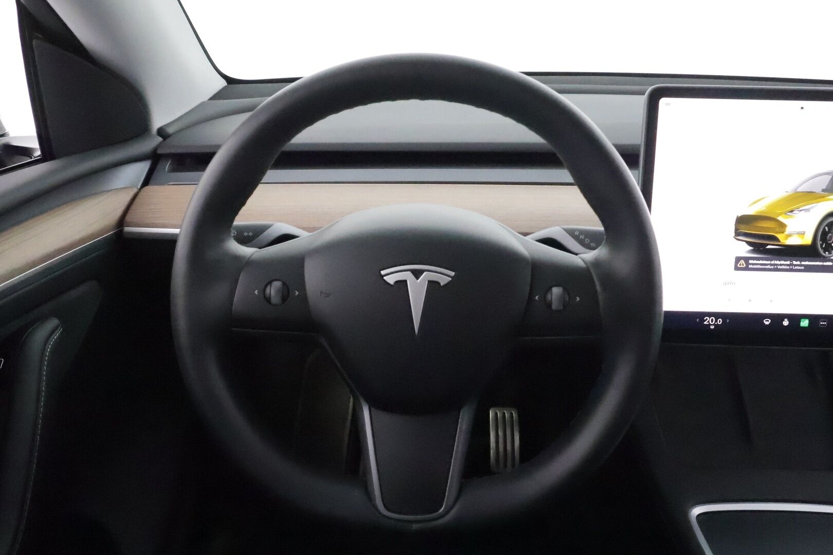 Tesla Model Y 2022 Performance **Koukku / Lasikatto / Lämpöpumppu / ACC / Matrix-LED / P.Kamera / Premium Audio / Muistipenkki / Navi** - 2x Latauskaapelit / Kahdet Renkaat