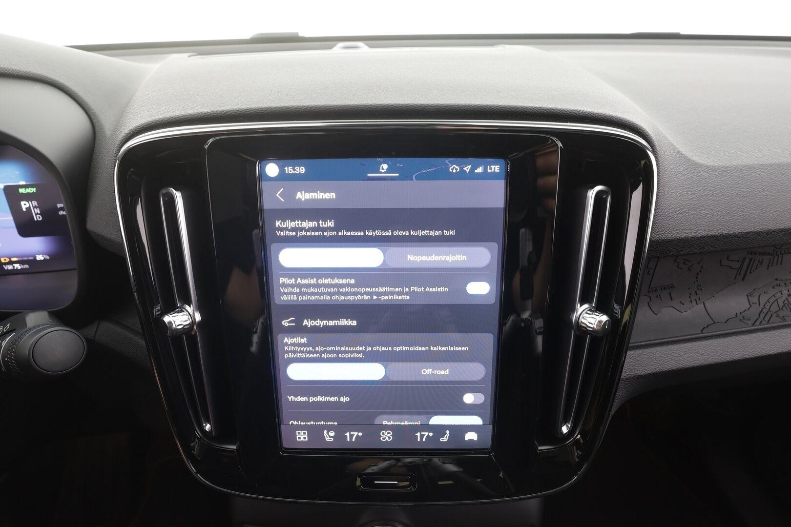 Volvo C40 2023 Recharge Single Plus aut - | ACC | ILP | Koukku | Pixel-LED | Lasikatto | Muistipenkki | Sporttipenkit | BLIS | Pilot Assist | Keyless | 1-om suomiauto | 2x renkaat aluin | ALV |