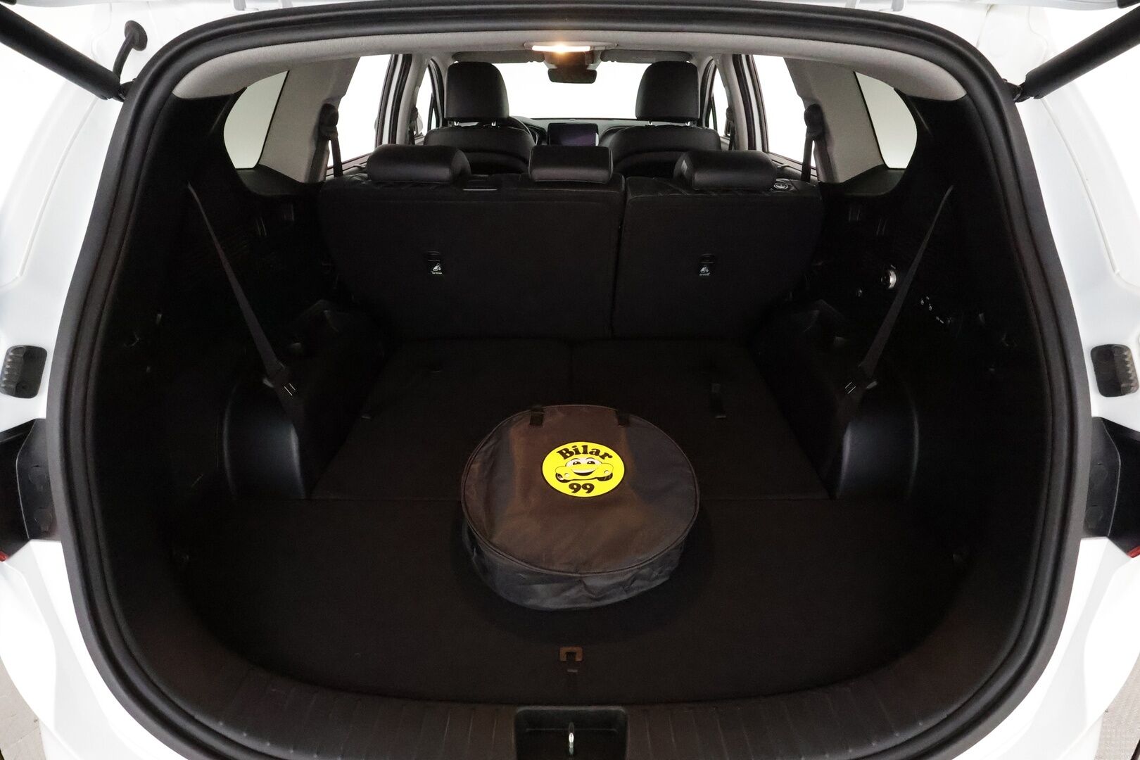 Hyundai Santa Fe 2023 1.6 T-GDI 265 hv Plug in 4WD 6AT Premium 7P *ACC / HUD / 360° / Muistipenkki / Ilmastoidut nahat / Navi / LED / KeylessGo* - KATSO KAMPANJAHINTA! / SoH 98,7% / 1.Om Suomi-auto / Kahdet renkaat aluvanteilla / Merkkihuollettu / Viimeisin huolto 44tkm - Osta nyt, maksa vasta ensi vuonna