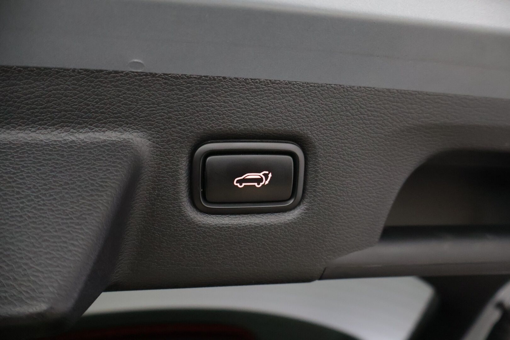 Kia XCeed 2022 1,6 GDI Plug-In Hybrid EX DCT * Adap.vakkari / Digimittaristo / Kamera / Ratinlämmitin / Keyless / Kaistavahti / Merkkihuollot * - * Huippusiisti / Pienet kilometrit / Akku tarkastettu / Täydellinen merkkiliikkeen huoltohistoria / Hyvät varusteet* - HULLUT JOULUT KORKOTARJOUS 2,49% 