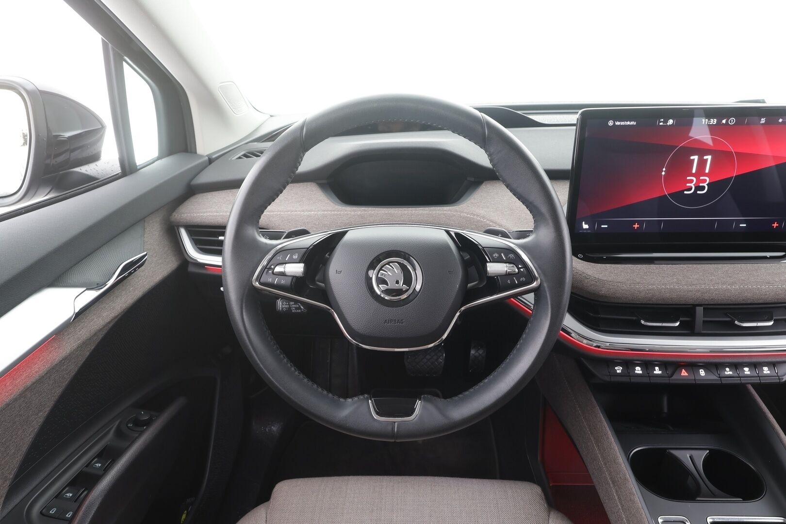 Skoda Enyaq 2023 60 Style iV - | ACC | ILP | Koukku | HUD | Matrix | Canton | Crystal face | Muistipenkki | P.kamera | Side Assist | Keyless | 2x renkaat aluin | 1-om Suomiauto | 