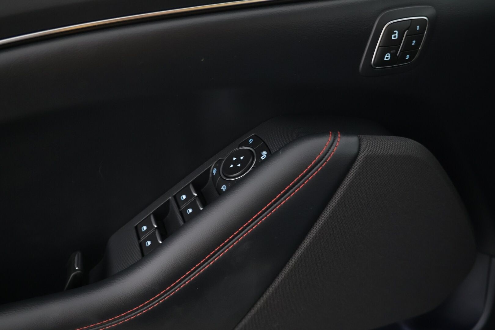 Ford MUSTANG MACH-E 2022 351hv AWD *ACC / Muistipenkit / BLISS / Kessy / Nahkasisusta * - Huippuvarusteet / Sopu kilsat / Iso akku - HULLUT AVAJAISHULINAT KORKOTARJOUS 3,29 %